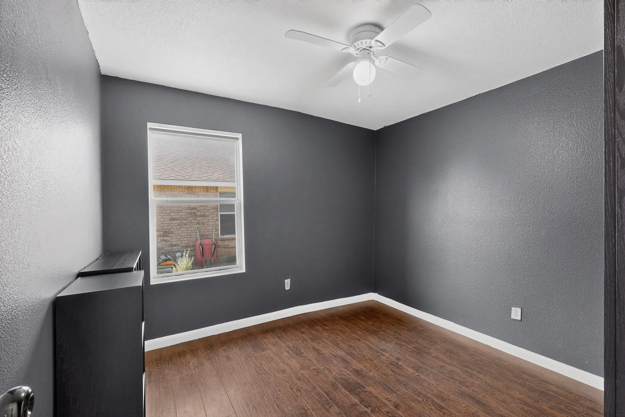 Single Family Residence For Rent in Collin County , 2505 Mitchell Lane, Anna, Texas 75409, 3 Bedroom, 2 Bathroom, 1 Garage spaces, 1,222 Sqft, built in 2004, mls#21366656, Real Estate Agent in Anna, Homes For Rent in Collin county, Homes For Rent in Anna, Realtor in Anna Texas, Real Estate Brokerage Independent Realty Texas, Luminita Cordes Realtor