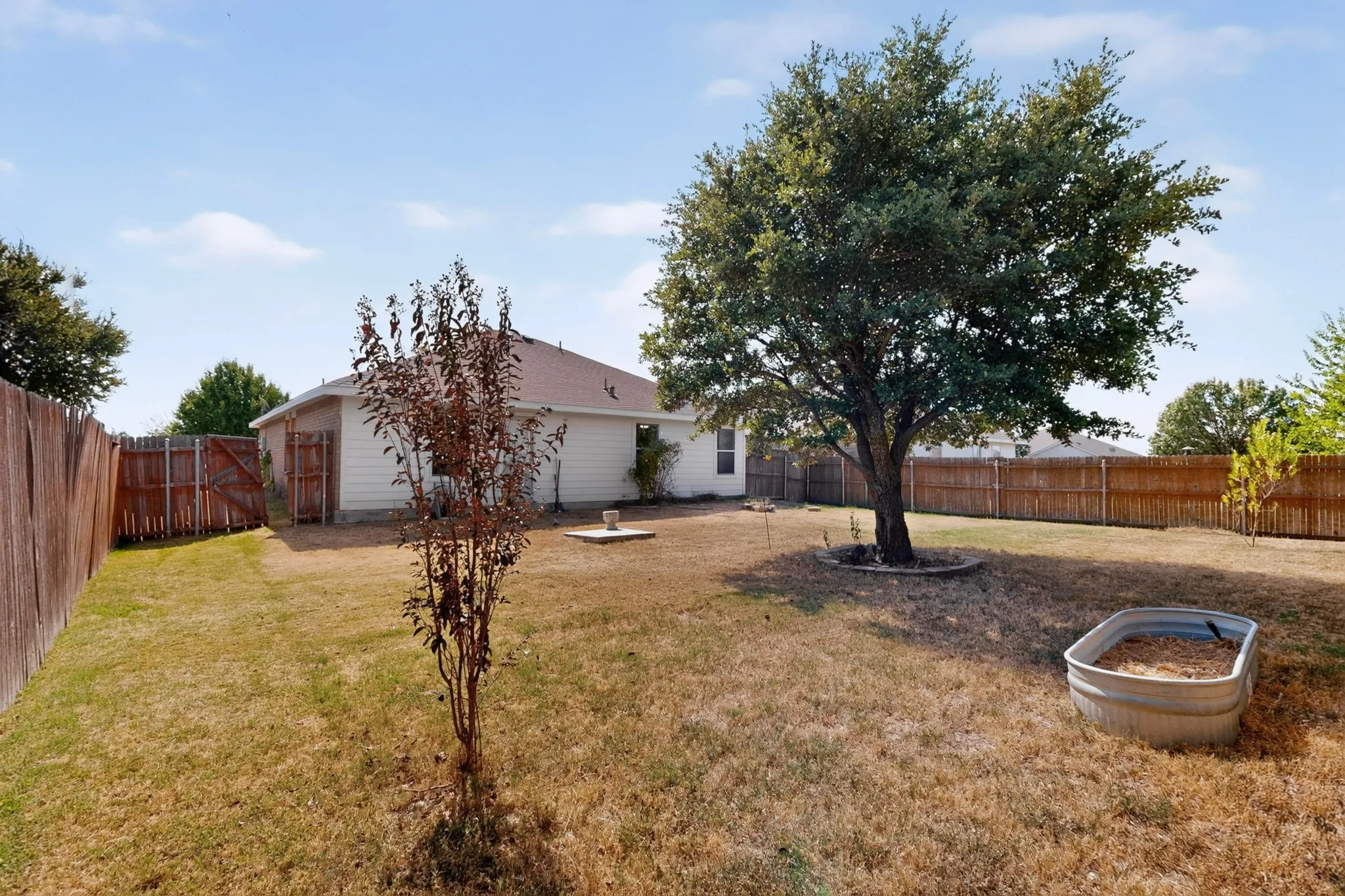Single Family Residence For Rent in Collin County , 2505 Mitchell Lane, Anna, Texas 75409, 3 Bedroom, 2 Bathroom, 1 Garage spaces, 1,222 Sqft, built in 2004, mls#21366656, Real Estate Agent in Anna, Homes For Rent in Collin county, Homes For Rent in Anna, Realtor in Anna Texas, Real Estate Brokerage Independent Realty Texas, Luminita Cordes Realtor