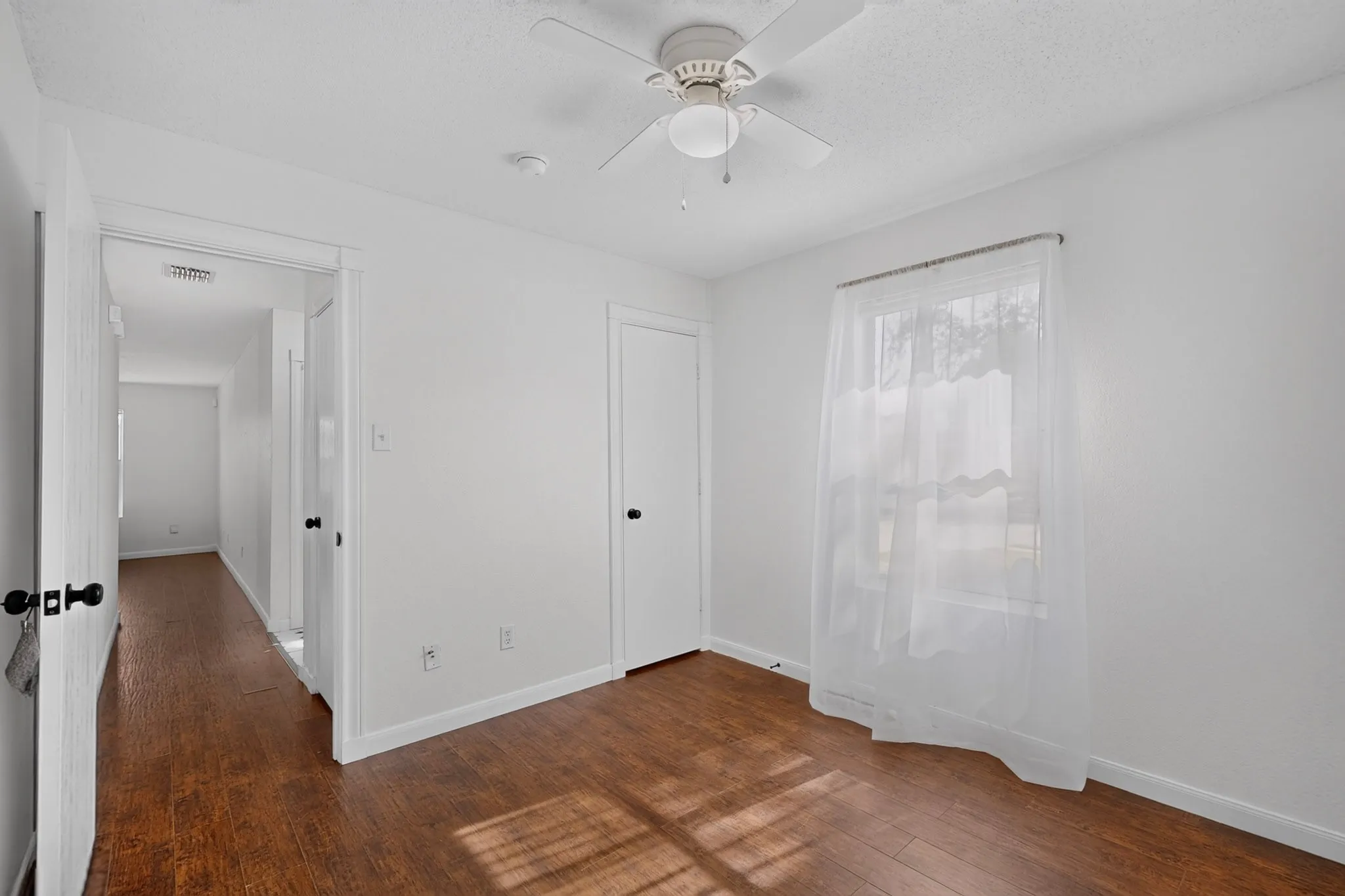 Single Family Residence For Rent in Collin County , 2505 Mitchell Lane, Anna, Texas 75409, 3 Bedroom, 2 Bathroom, 1 Garage spaces, 1,222 Sqft, built in 2004, mls#21366656, Real Estate Agent in Anna, Homes For Rent in Collin county, Homes For Rent in Anna, Realtor in Anna Texas, Real Estate Brokerage Independent Realty Texas, Luminita Cordes Realtor
