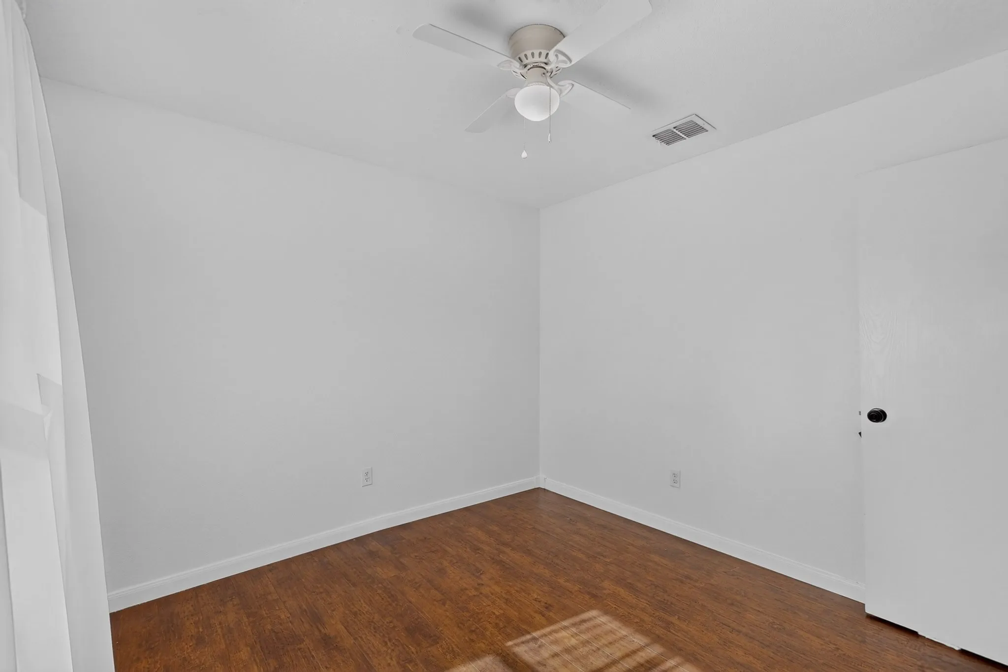 Single Family Residence For Rent in Collin County , 2505 Mitchell Lane, Anna, Texas 75409, 3 Bedroom, 2 Bathroom, 1 Garage spaces, 1,222 Sqft, built in 2004, mls#21366656, Real Estate Agent in Anna, Homes For Rent in Collin county, Homes For Rent in Anna, Realtor in Anna Texas, Real Estate Brokerage Independent Realty Texas, Luminita Cordes Realtor