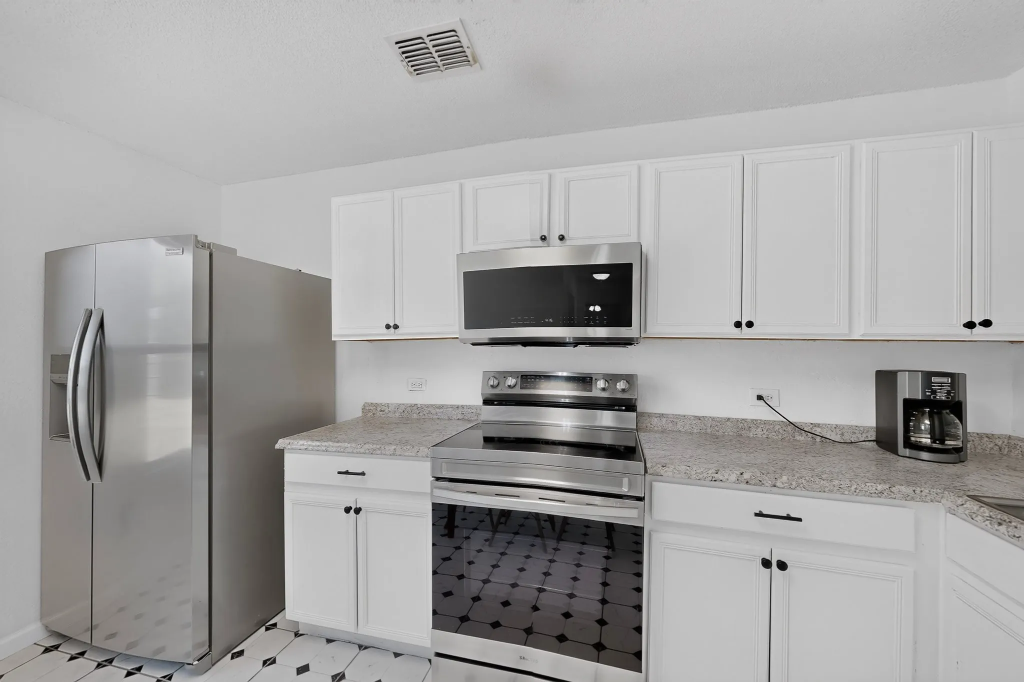 Single Family Residence For Rent in Collin County , 2505 Mitchell Lane, Anna, Texas 75409, 3 Bedroom, 2 Bathroom, 1 Garage spaces, 1,222 Sqft, built in 2004, mls#21366656, Real Estate Agent in Anna, Homes For Rent in Collin county, Homes For Rent in Anna, Realtor in Anna Texas, Real Estate Brokerage Independent Realty Texas, Luminita Cordes Realtor
