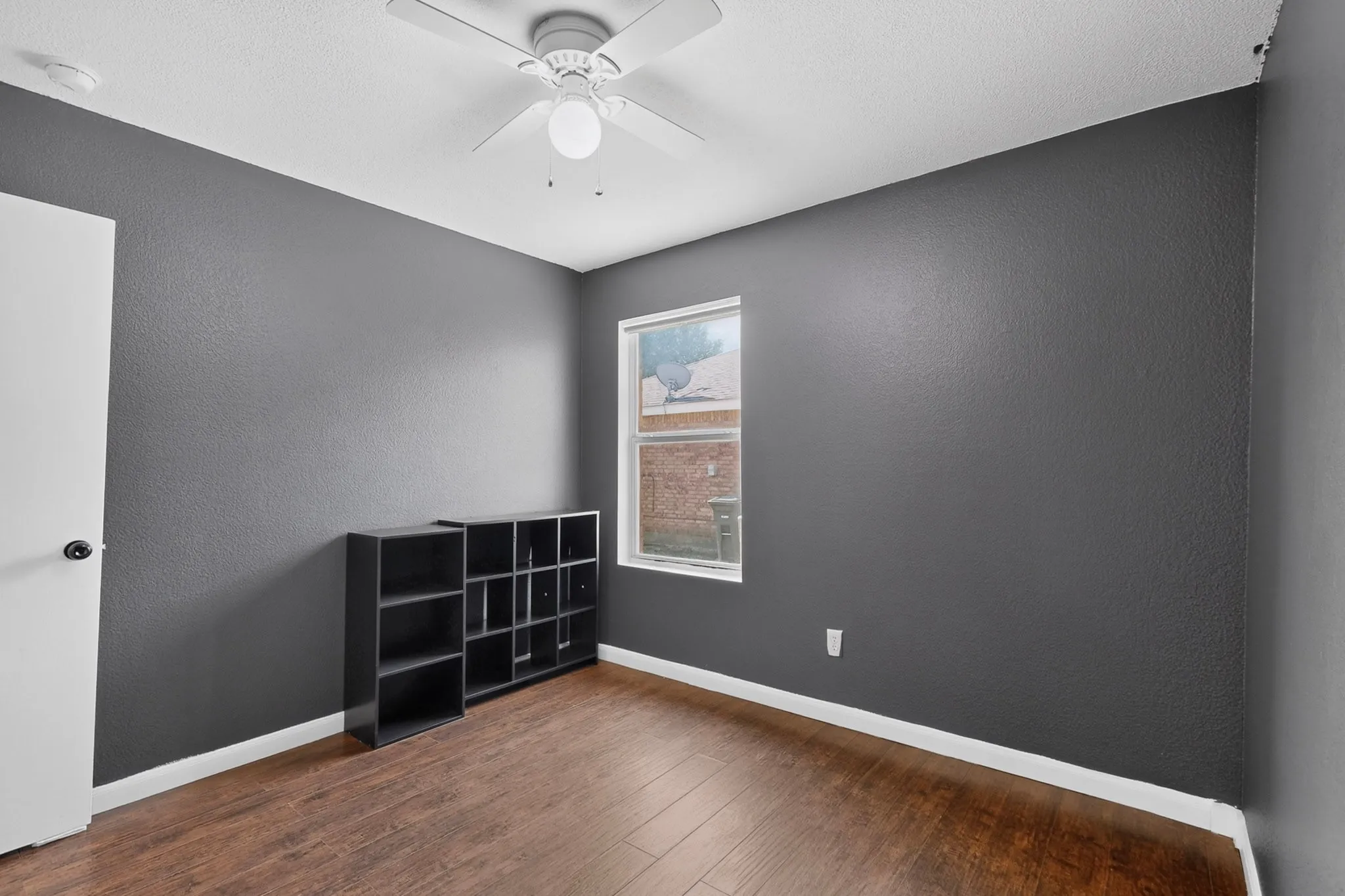 Single Family Residence For Rent in Collin County , 2505 Mitchell Lane, Anna, Texas 75409, 3 Bedroom, 2 Bathroom, 1 Garage spaces, 1,222 Sqft, built in 2004, mls#21366656, Real Estate Agent in Anna, Homes For Rent in Collin county, Homes For Rent in Anna, Realtor in Anna Texas, Real Estate Brokerage Independent Realty Texas, Luminita Cordes Realtor