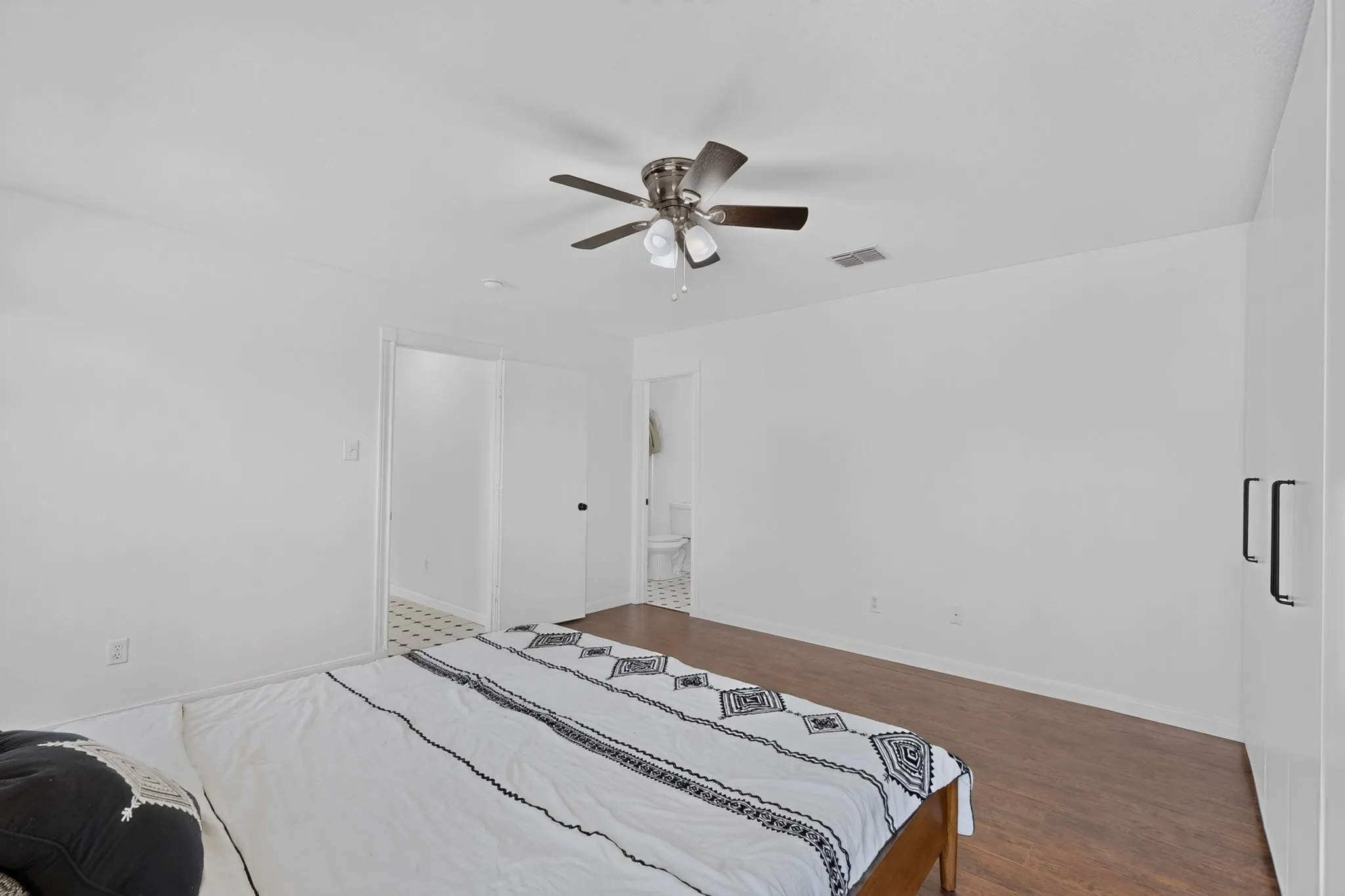 Single Family Residence For Rent in Collin County , 2505 Mitchell Lane, Anna, Texas 75409, 3 Bedroom, 2 Bathroom, 1 Garage spaces, 1,222 Sqft, built in 2004, mls#21366656, Real Estate Agent in Anna, Homes For Rent in Collin county, Homes For Rent in Anna, Realtor in Anna Texas, Real Estate Brokerage Independent Realty Texas, Luminita Cordes Realtor