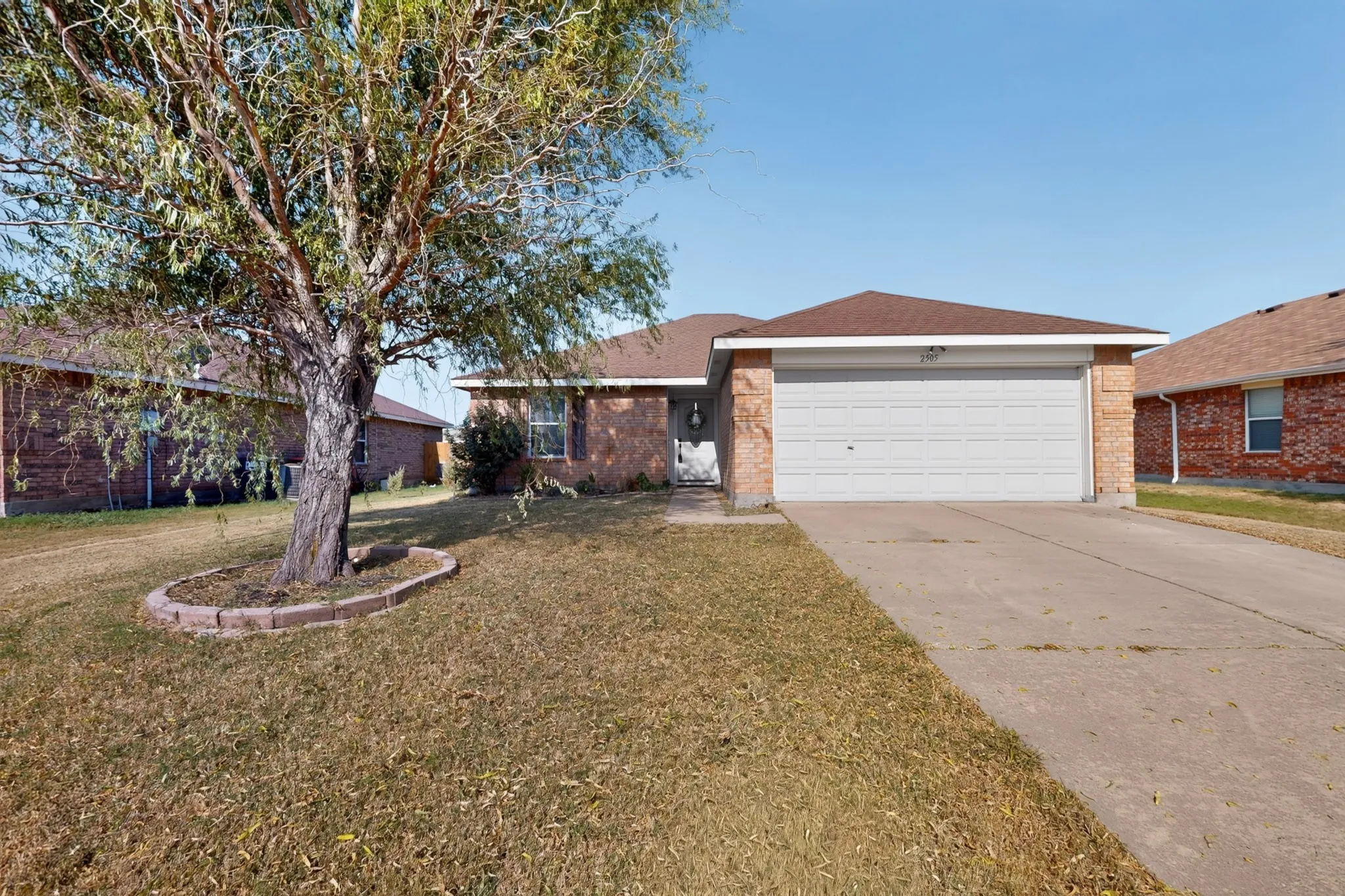 Single Family Residence For Rent in Collin County , 2505 Mitchell Lane, Anna, Texas 75409, 3 Bedroom, 2 Bathroom, 1 Garage spaces, 1,222 Sqft, built in 2004, mls#21366656, Real Estate Agent in Anna, Homes For Rent in Collin county, Homes For Rent in Anna, Realtor in Anna Texas, Real Estate Brokerage Independent Realty Texas, Luminita Cordes Realtor