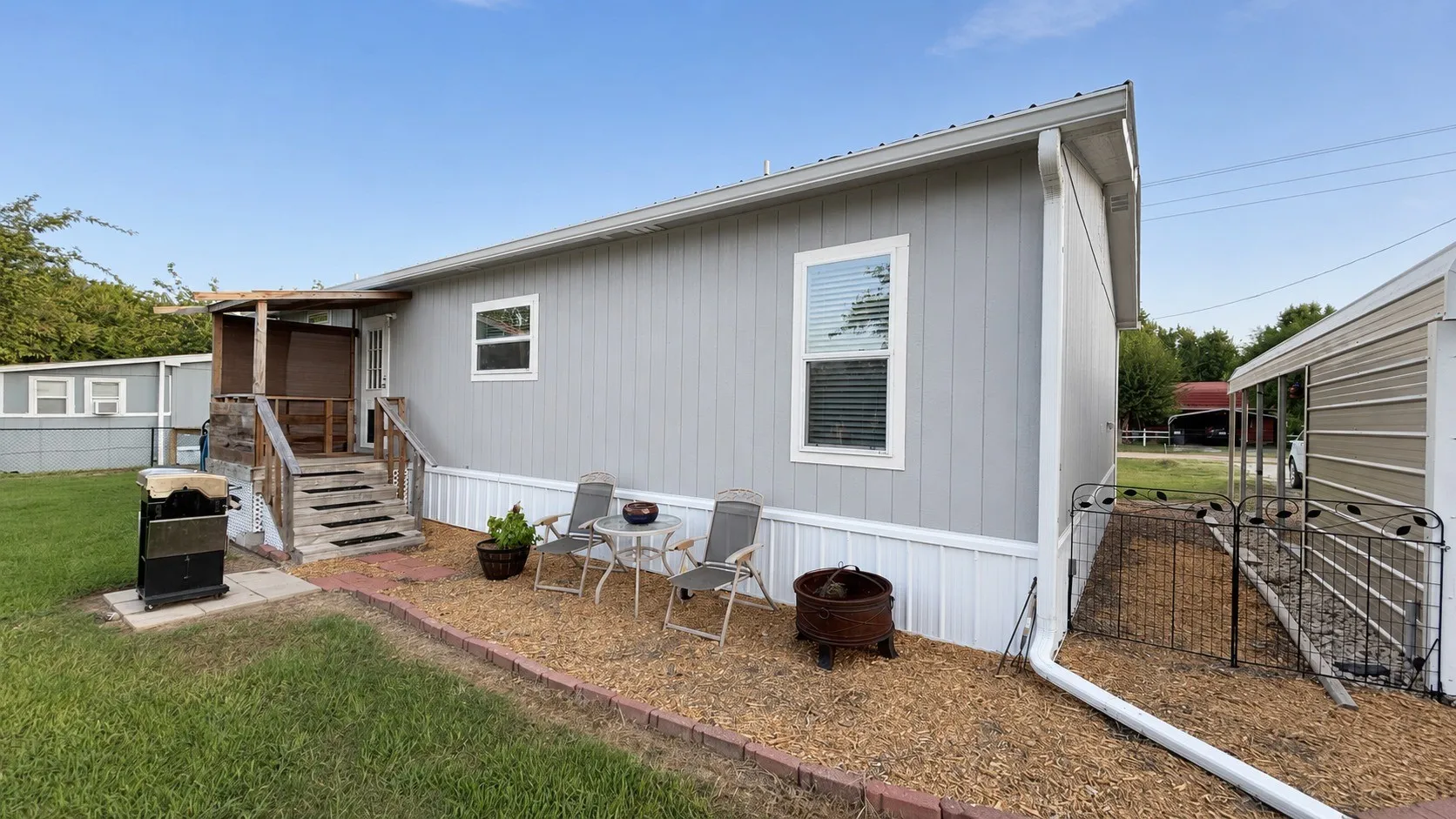 Mobile Home For Sale in Wood County , 852 Cheyenne, Quitman, Texas 75783, 3 Bedroom, 2 Bathroom, Garage spaces, 1,232 Sqft, built in 2023, mls#21366143, Real Estate Agent in Quitman, Homes For Sale in Wood county, Homes For Sale in Quitman, Realtor in Quitman Texas, Real Estate Brokerage Independent Realty Texas, Luminita Cordes Realtor