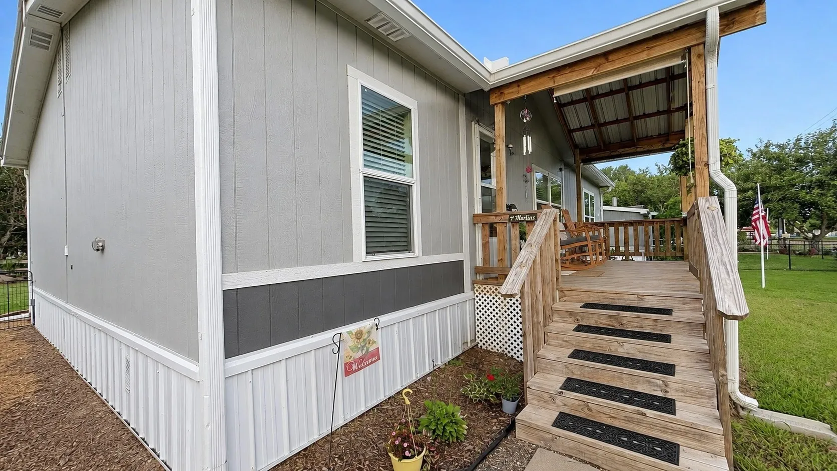 Mobile Home For Sale in Wood County , 852 Cheyenne, Quitman, Texas 75783, 3 Bedroom, 2 Bathroom, Garage spaces, 1,232 Sqft, built in 2023, mls#21366143, Real Estate Agent in Quitman, Homes For Sale in Wood county, Homes For Sale in Quitman, Realtor in Quitman Texas, Real Estate Brokerage Independent Realty Texas, Luminita Cordes Realtor