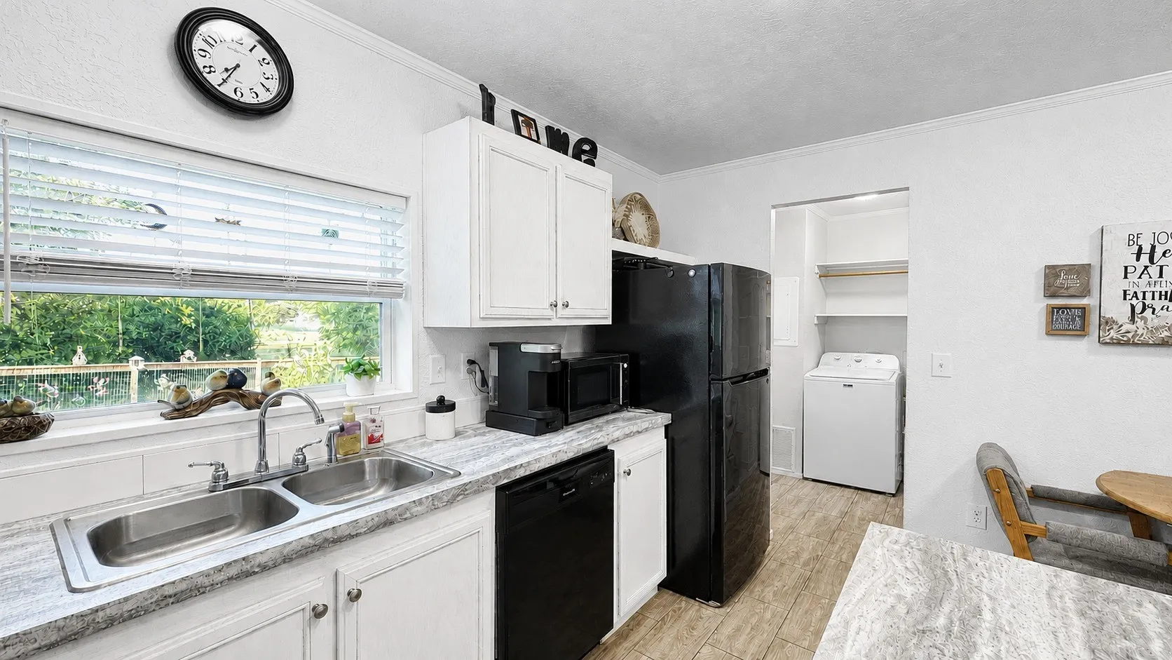 Mobile Home For Sale in Wood County , 852 Cheyenne, Quitman, Texas 75783, 3 Bedroom, 2 Bathroom, Garage spaces, 1,232 Sqft, built in 2023, mls#21366143, Real Estate Agent in Quitman, Homes For Sale in Wood county, Homes For Sale in Quitman, Realtor in Quitman Texas, Real Estate Brokerage Independent Realty Texas, Luminita Cordes Realtor