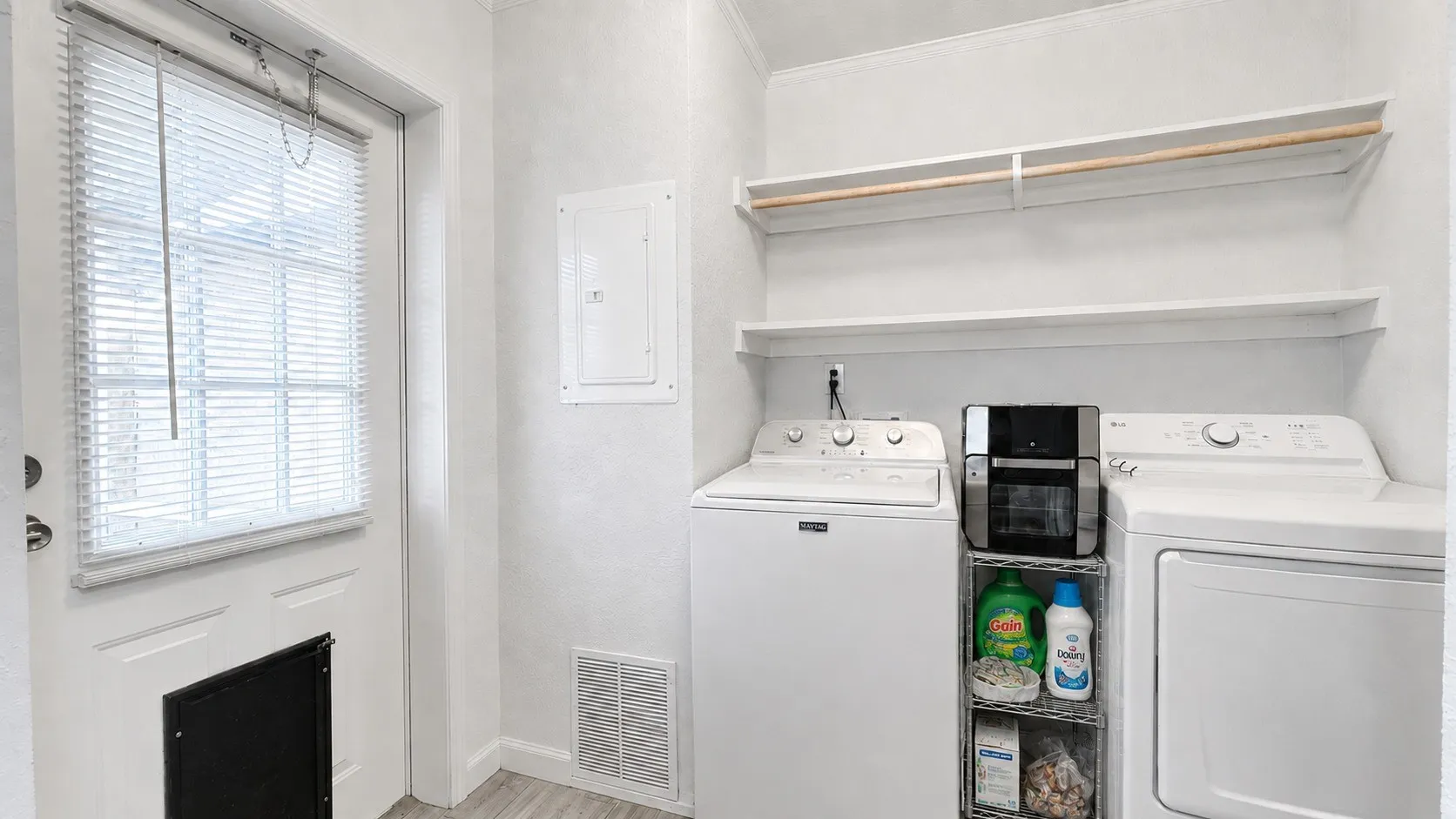 Mobile Home For Sale in Wood County , 852 Cheyenne, Quitman, Texas 75783, 3 Bedroom, 2 Bathroom, Garage spaces, 1,232 Sqft, built in 2023, mls#21366143, Real Estate Agent in Quitman, Homes For Sale in Wood county, Homes For Sale in Quitman, Realtor in Quitman Texas, Real Estate Brokerage Independent Realty Texas, Luminita Cordes Realtor
