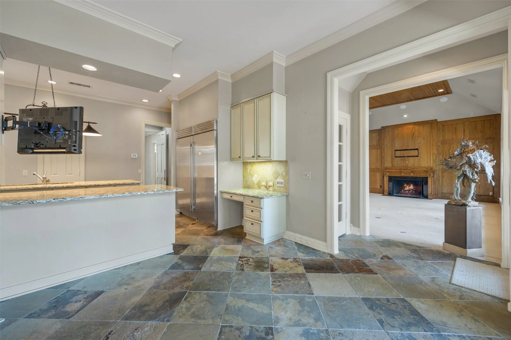 Single Family Residence For Sale in Dallas County , 5548 Falls Road, Dallas, Texas 75220, 5 Bedroom, 6 Bathroom, 3 Garage spaces, 5,128 Sqft, built in 1984, mls#21361765, Real Estate Agent in Dallas, Homes For Sale in Dallas county, Homes For Sale in Dallas, Realtor in Dallas Texas, Real Estate Brokerage Independent Realty Texas, Luminita Cordes Realtor