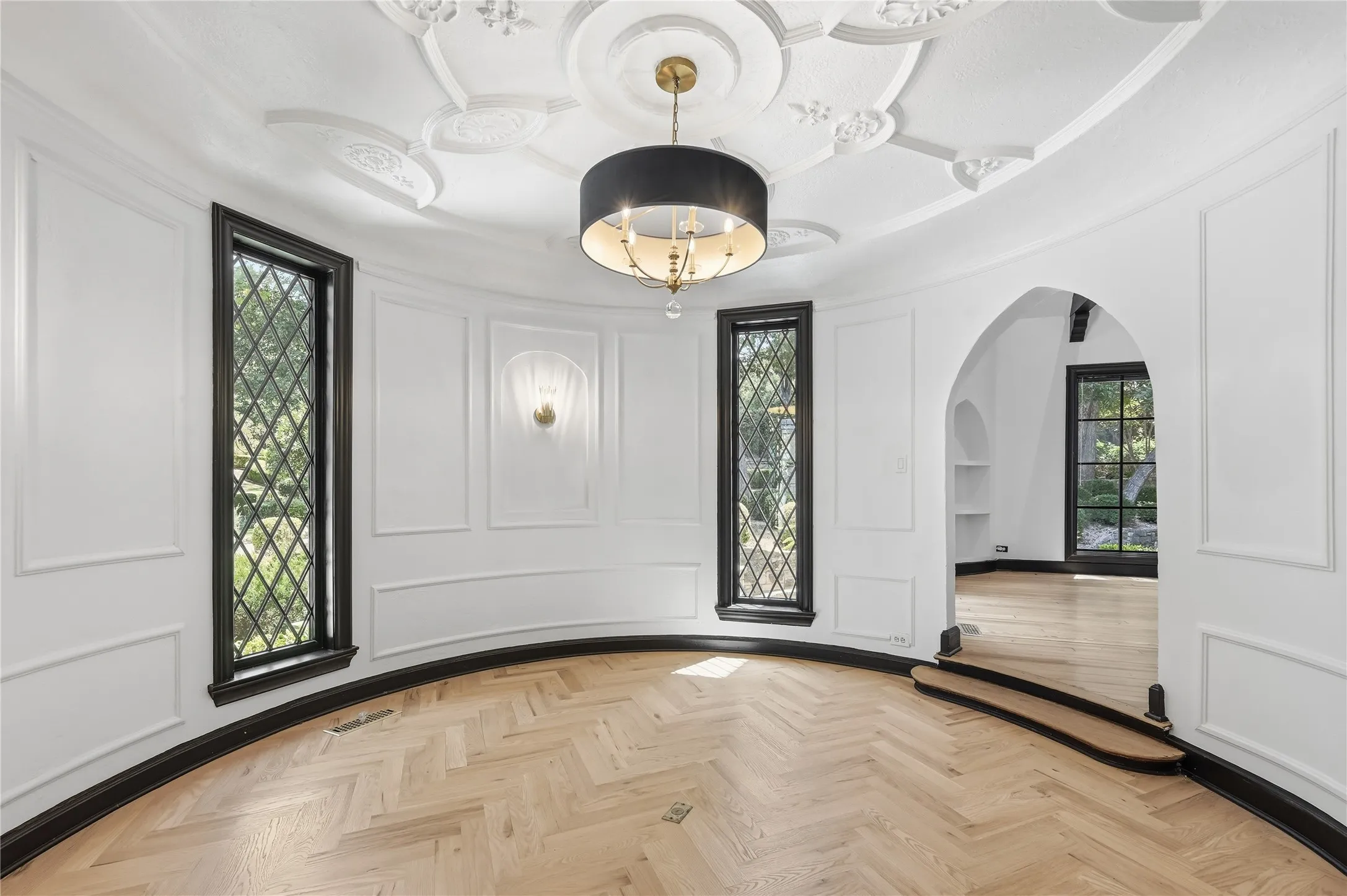 Single Family Residence For Sale in Dallas County , 6941 Gaston Avenue, Dallas, Texas 75214, 6 Bedroom, 6 Bathroom, 4 Garage spaces, 7,577 Sqft, built in 2025, mls#21366599, Real Estate Agent in Dallas, Homes For Sale in Dallas county, Homes For Sale in Dallas, Realtor in Dallas Texas, Real Estate Brokerage Independent Realty Texas, Luminita Cordes Realtor