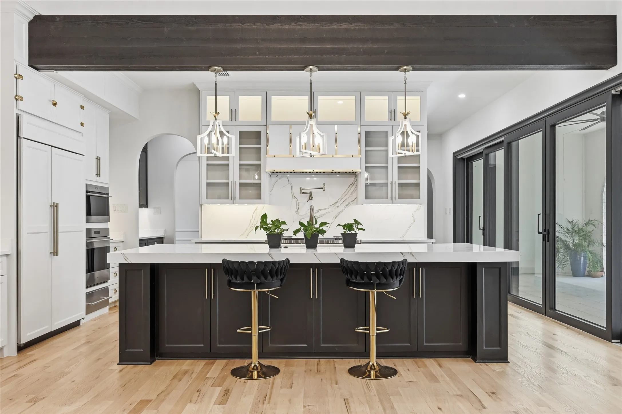 Single Family Residence For Sale in Dallas County , 6941 Gaston Avenue, Dallas, Texas 75214, 6 Bedroom, 6 Bathroom, 4 Garage spaces, 7,577 Sqft, built in 2025, mls#21366599, Real Estate Agent in Dallas, Homes For Sale in Dallas county, Homes For Sale in Dallas, Realtor in Dallas Texas, Real Estate Brokerage Independent Realty Texas, Luminita Cordes Realtor