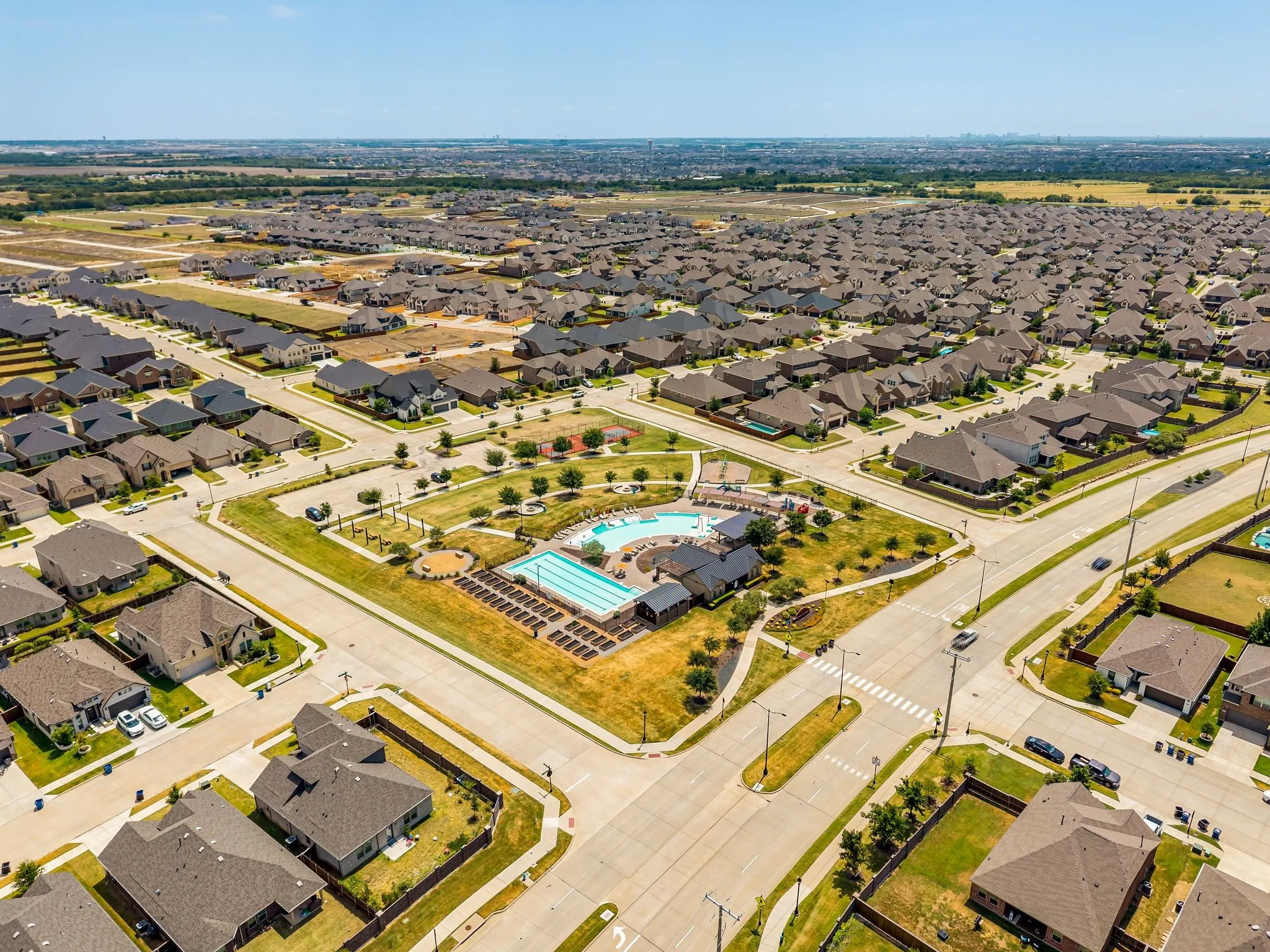 Single Family Residence For Sale in Denton County , 6317 Crownmere Drive, Celina, Texas 76227, 4 Bedroom, 2 Bathroom, 2 Garage spaces, 1,882 Sqft, built in 2019, mls#21364523, Real Estate Agent in Celina, Homes For Sale in Denton county, Homes For Sale in Celina, Realtor in Celina Texas, Real Estate Brokerage Independent Realty Texas, Luminita Cordes Realtor
