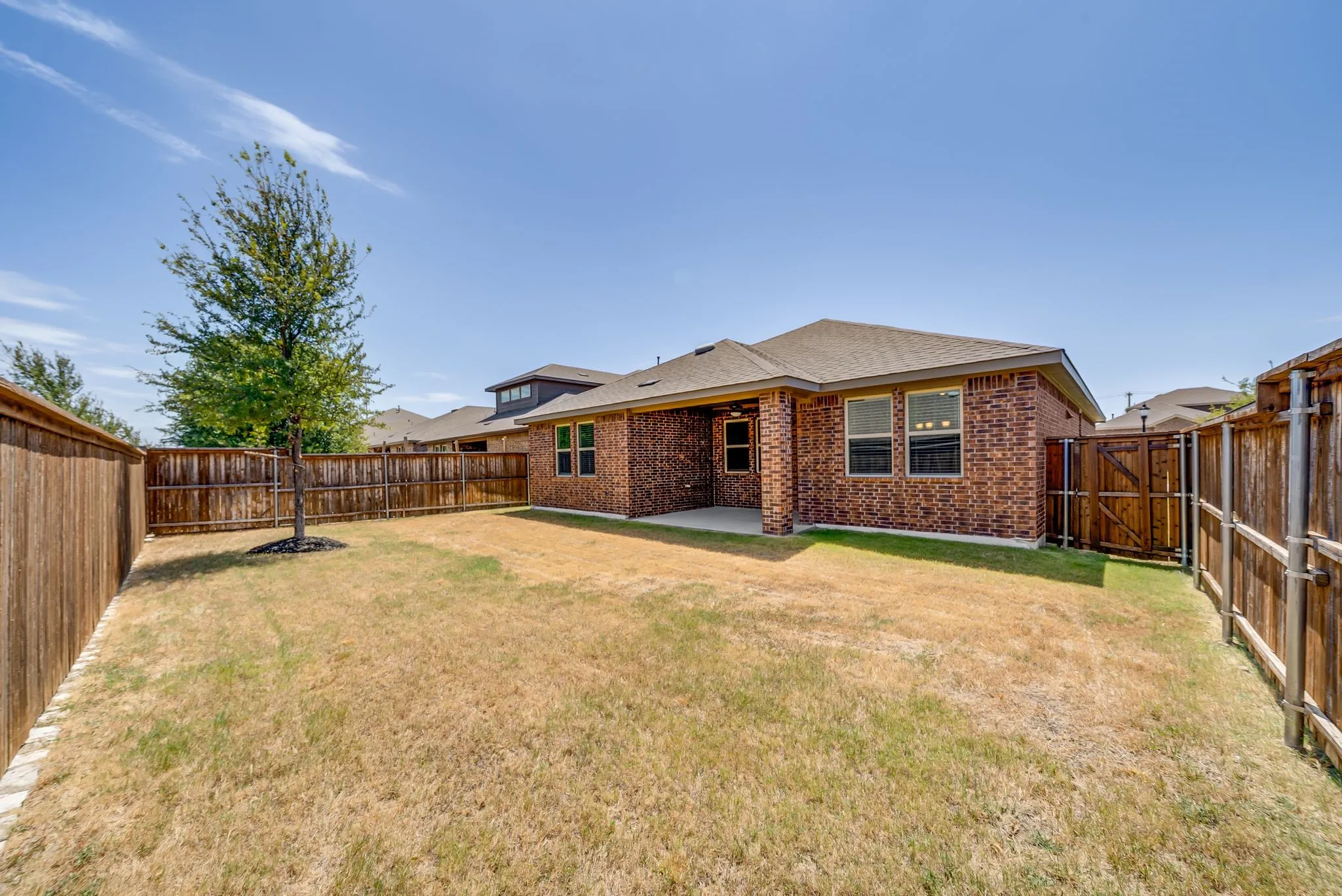 Single Family Residence For Sale in Denton County , 6317 Crownmere Drive, Celina, Texas 76227, 4 Bedroom, 2 Bathroom, 2 Garage spaces, 1,882 Sqft, built in 2019, mls#21364523, Real Estate Agent in Celina, Homes For Sale in Denton county, Homes For Sale in Celina, Realtor in Celina Texas, Real Estate Brokerage Independent Realty Texas, Luminita Cordes Realtor