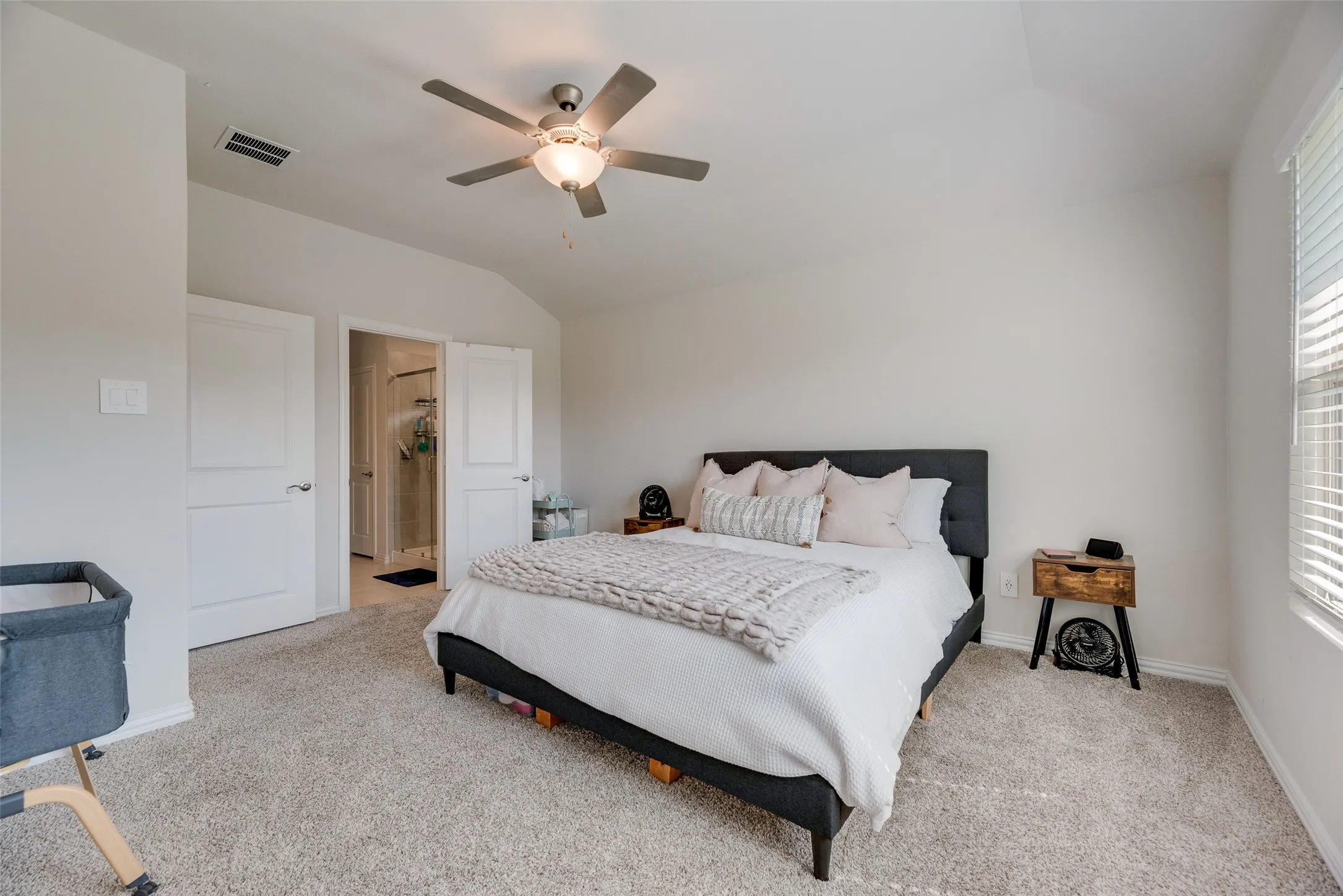 Single Family Residence For Rent in Kaufman County , 2373 Aspen Hill Drive, Forney, Texas 75126, 4 Bedroom, 2 Bathroom, 2 Garage spaces, 1,750 Sqft, built in 2023, Price $2,300, mls#21366663, Real Estate Agent in Forney, Homes For Rent in Kaufman county, Homes For Rent in Forney, Realtor in Forney Texas, Real Estate Brokerage Independent Realty Texas, Luminita Cordes Realtor