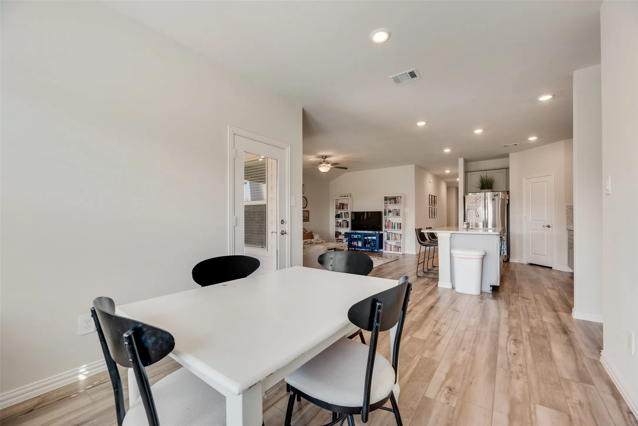 Single Family Residence For Rent in Kaufman County , 2373 Aspen Hill Drive, Forney, Texas 75126, 4 Bedroom, 2 Bathroom, 2 Garage spaces, 1,750 Sqft, built in 2023, Price $2,300, mls#21366663, Real Estate Agent in Forney, Homes For Rent in Kaufman county, Homes For Rent in Forney, Realtor in Forney Texas, Real Estate Brokerage Independent Realty Texas, Luminita Cordes Realtor