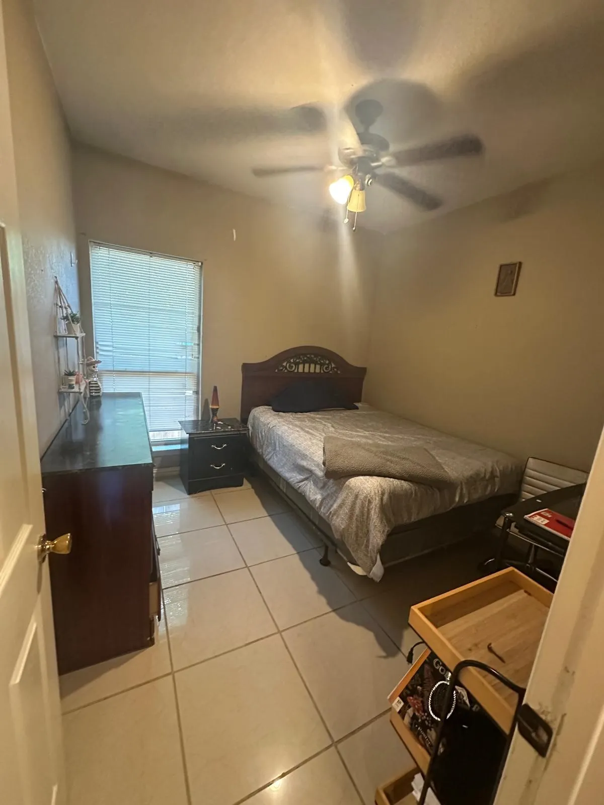 Single Family Residence For Sale in Tarrant County , 4378 Mc Cart Avenue, Fort Worth, Texas 76115, 4 Bedroom, 2 Bathroom, 2 Garage spaces, 1,484 Sqft, built in 2011, mls#21363593, Real Estate Agent in Fort Worth, Homes For Sale in Tarrant county, Homes For Sale in Fort Worth, Realtor in Fort Worth Texas, Real Estate Brokerage Independent Realty Texas, Luminita Cordes Realtor