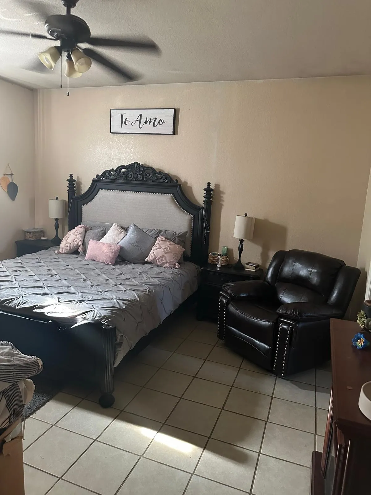 Single Family Residence For Sale in Tarrant County , 4378 Mc Cart Avenue, Fort Worth, Texas 76115, 4 Bedroom, 2 Bathroom, 2 Garage spaces, 1,484 Sqft, built in 2011, mls#21363593, Real Estate Agent in Fort Worth, Homes For Sale in Tarrant county, Homes For Sale in Fort Worth, Realtor in Fort Worth Texas, Real Estate Brokerage Independent Realty Texas, Luminita Cordes Realtor