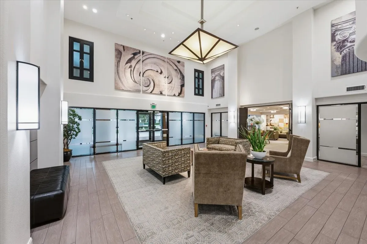 Condominium For Rent in Dallas County , 330 Las Colinas Boulevard E 464, Irving, Texas 75039, 1 Bedroom, 1 Bathroom, 1 Garage spaces, 813 Sqft, built in 2001, mls#21359519, Real Estate Agent in Irving, Homes For Rent in Dallas county, Homes For Rent in Irving, Realtor in Irving Texas, Real Estate Brokerage Independent Realty Texas, Luminita Cordes Realtor