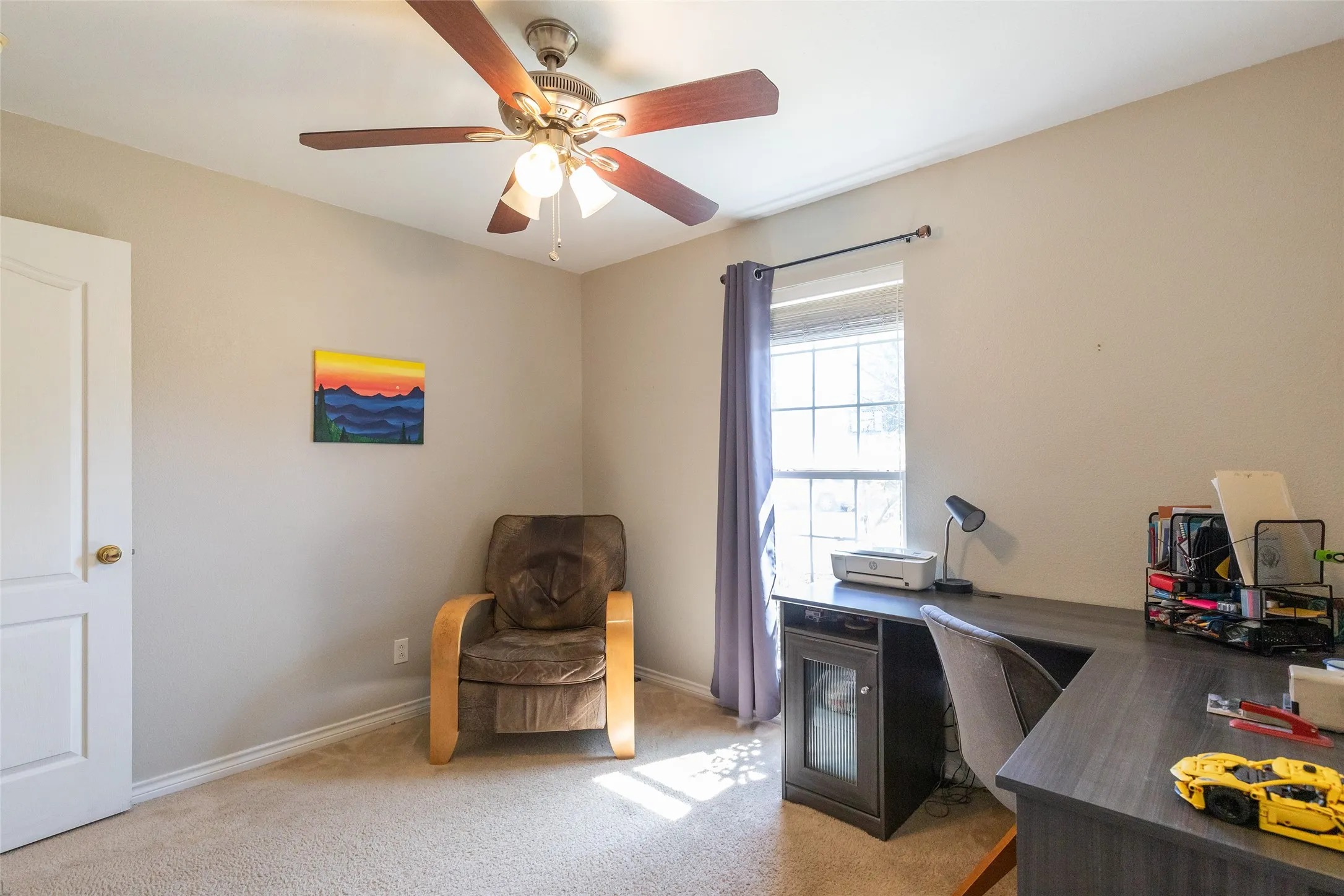 Single Family Residence For Sale in Taylor County , 3934 Wake Forest Lane, Abilene, Texas 79602, 3 Bedroom, 2 Bathroom, 2 Garage spaces, 1,318 Sqft, built in 1998, mls#21362765, Real Estate Agent in Abilene, Homes For Sale in Taylor county, Homes For Sale in Abilene, Realtor in Abilene Texas, Real Estate Brokerage Independent Realty Texas, Luminita Cordes Realtor