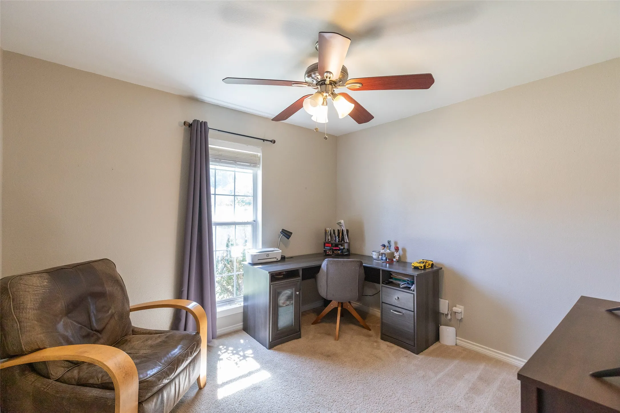 Single Family Residence For Sale in Taylor County , 3934 Wake Forest Lane, Abilene, Texas 79602, 3 Bedroom, 2 Bathroom, 2 Garage spaces, 1,318 Sqft, built in 1998, mls#21362765, Real Estate Agent in Abilene, Homes For Sale in Taylor county, Homes For Sale in Abilene, Realtor in Abilene Texas, Real Estate Brokerage Independent Realty Texas, Luminita Cordes Realtor