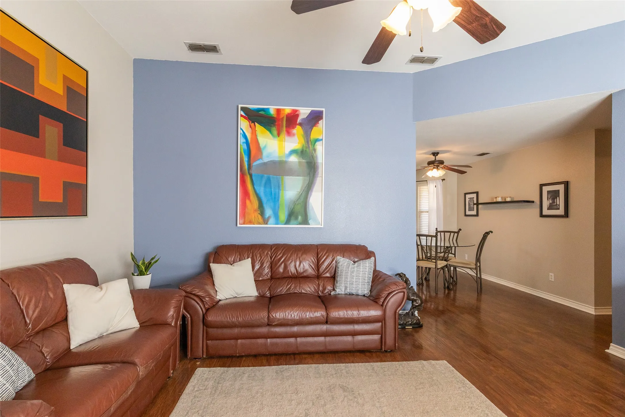Single Family Residence For Sale in Taylor County , 3934 Wake Forest Lane, Abilene, Texas 79602, 3 Bedroom, 2 Bathroom, 2 Garage spaces, 1,318 Sqft, built in 1998, mls#21362765, Real Estate Agent in Abilene, Homes For Sale in Taylor county, Homes For Sale in Abilene, Realtor in Abilene Texas, Real Estate Brokerage Independent Realty Texas, Luminita Cordes Realtor