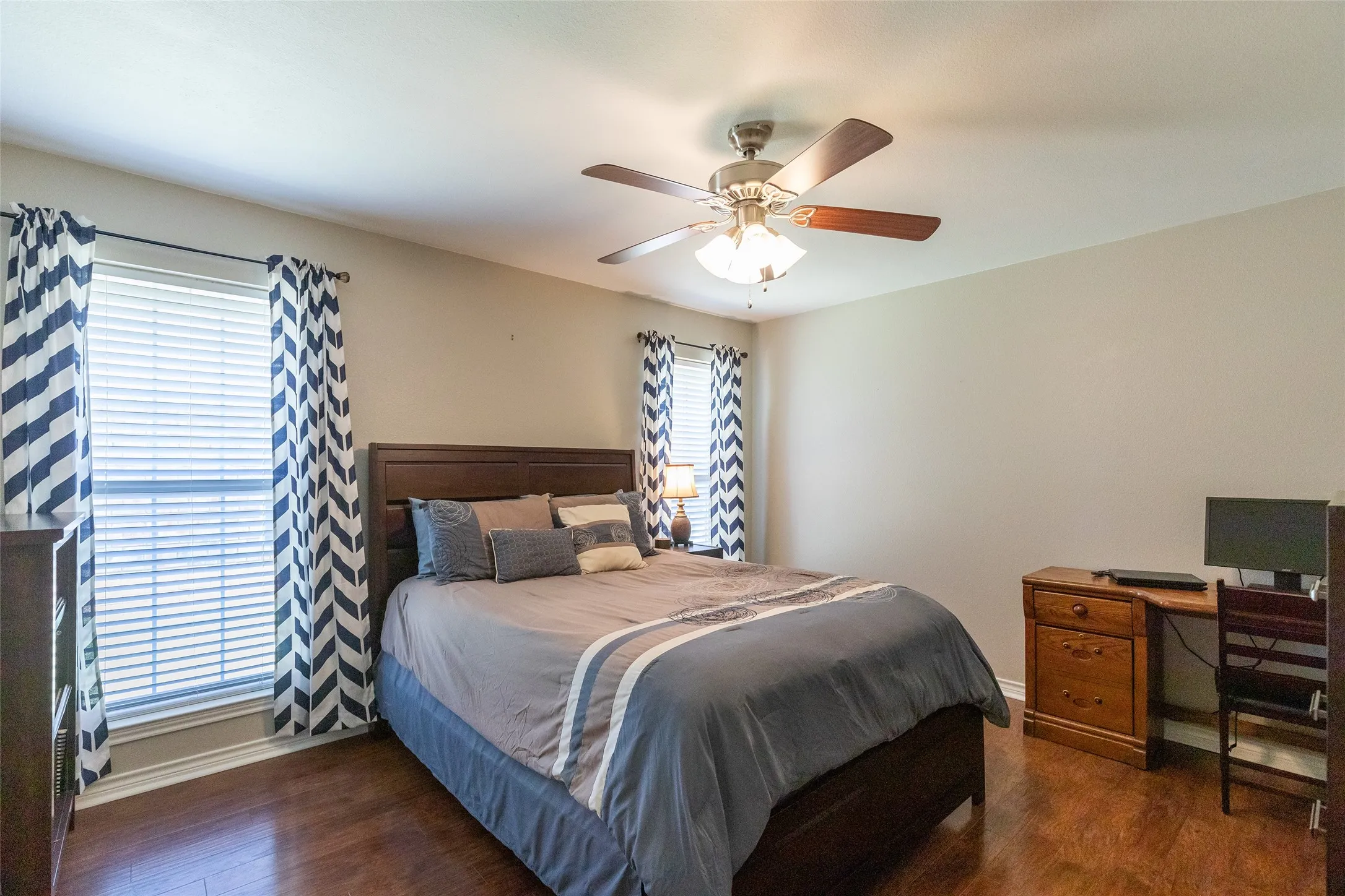 Single Family Residence For Sale in Taylor County , 3934 Wake Forest Lane, Abilene, Texas 79602, 3 Bedroom, 2 Bathroom, 2 Garage spaces, 1,318 Sqft, built in 1998, mls#21362765, Real Estate Agent in Abilene, Homes For Sale in Taylor county, Homes For Sale in Abilene, Realtor in Abilene Texas, Real Estate Brokerage Independent Realty Texas, Luminita Cordes Realtor