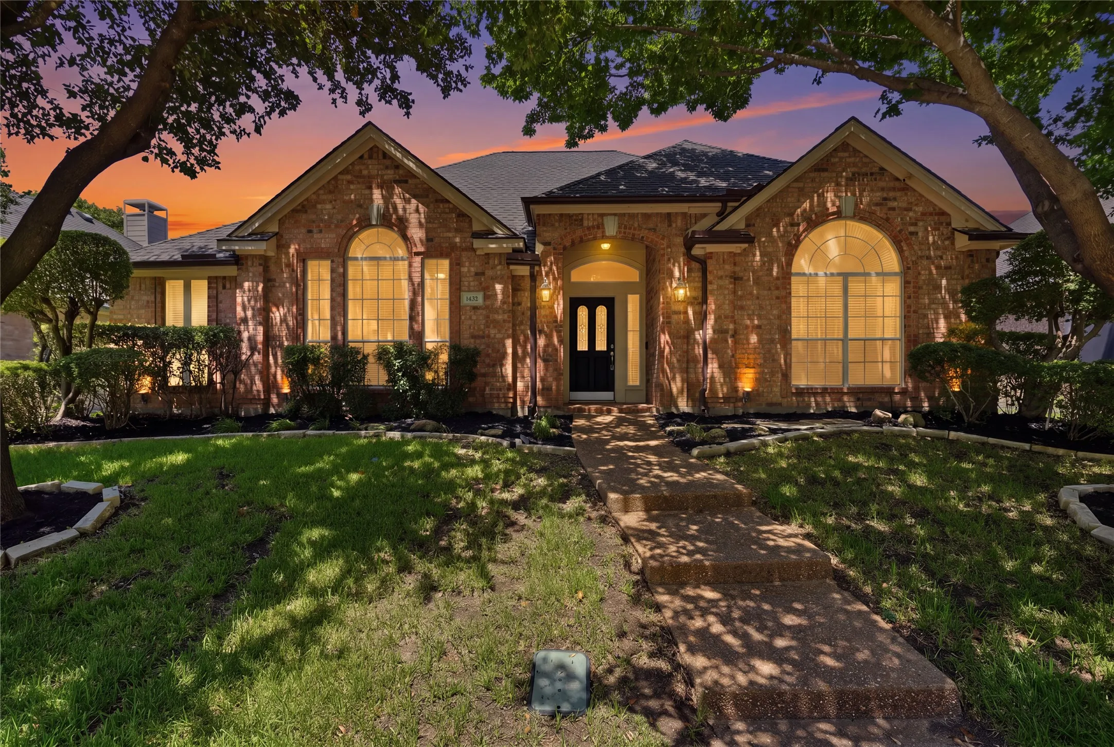 Single Family Residence For Sale in Collin County , 1432 Lone Star Court, Allen, Texas 75013, 4 Bedroom, 3 Bathroom, 2 Garage spaces, 2,332 Sqft, built in 1994, mls#21366672, Real Estate Agent in Allen, Homes For Sale in Collin county, Homes For Sale in Allen, Realtor in Allen Texas, Real Estate Brokerage Independent Realty Texas, Luminita Cordes Realtor