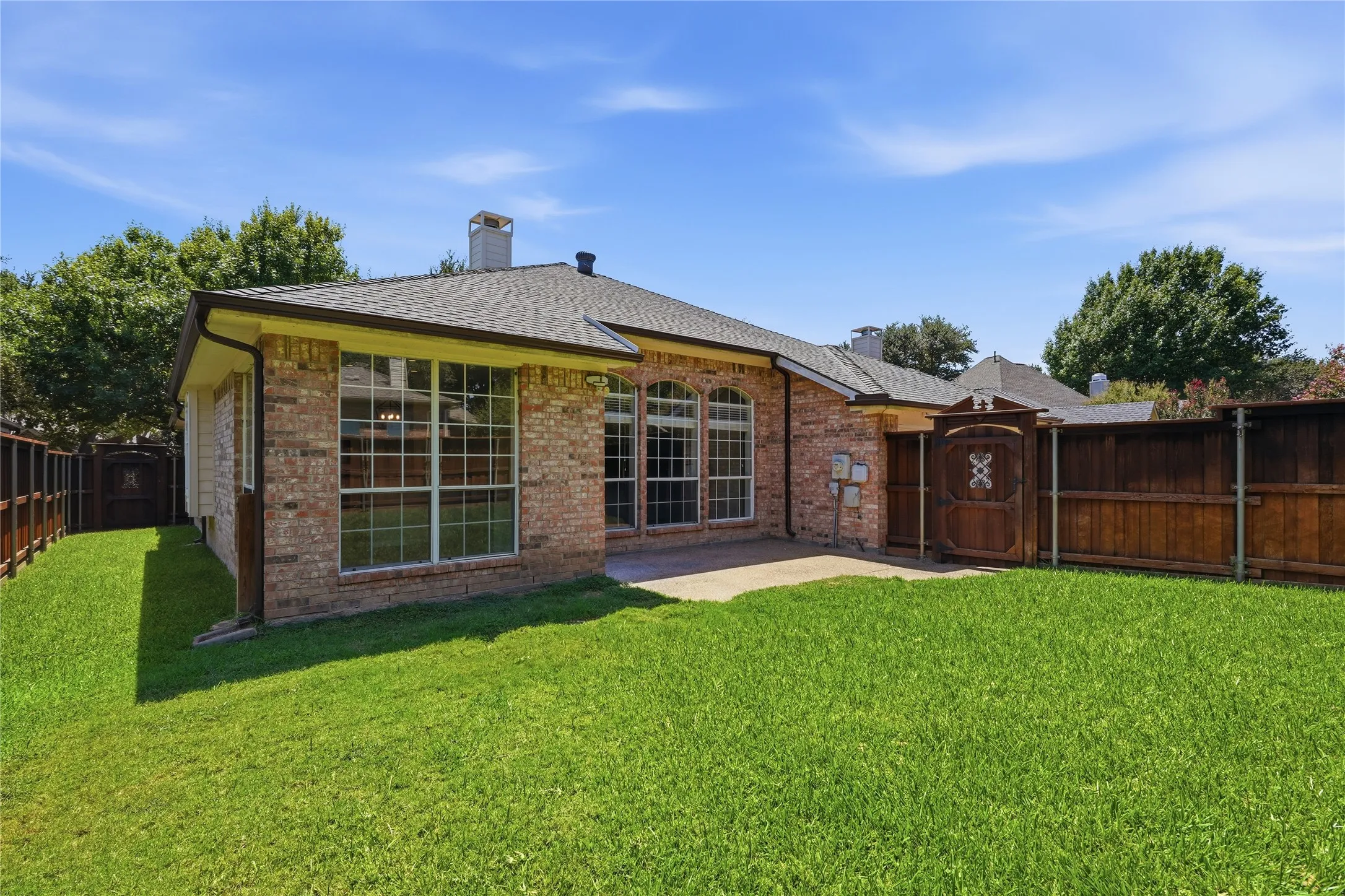 Single Family Residence For Sale in Collin County , 1432 Lone Star Court, Allen, Texas 75013, 4 Bedroom, 3 Bathroom, 2 Garage spaces, 2,332 Sqft, built in 1994, mls#21366672, Real Estate Agent in Allen, Homes For Sale in Collin county, Homes For Sale in Allen, Realtor in Allen Texas, Real Estate Brokerage Independent Realty Texas, Luminita Cordes Realtor