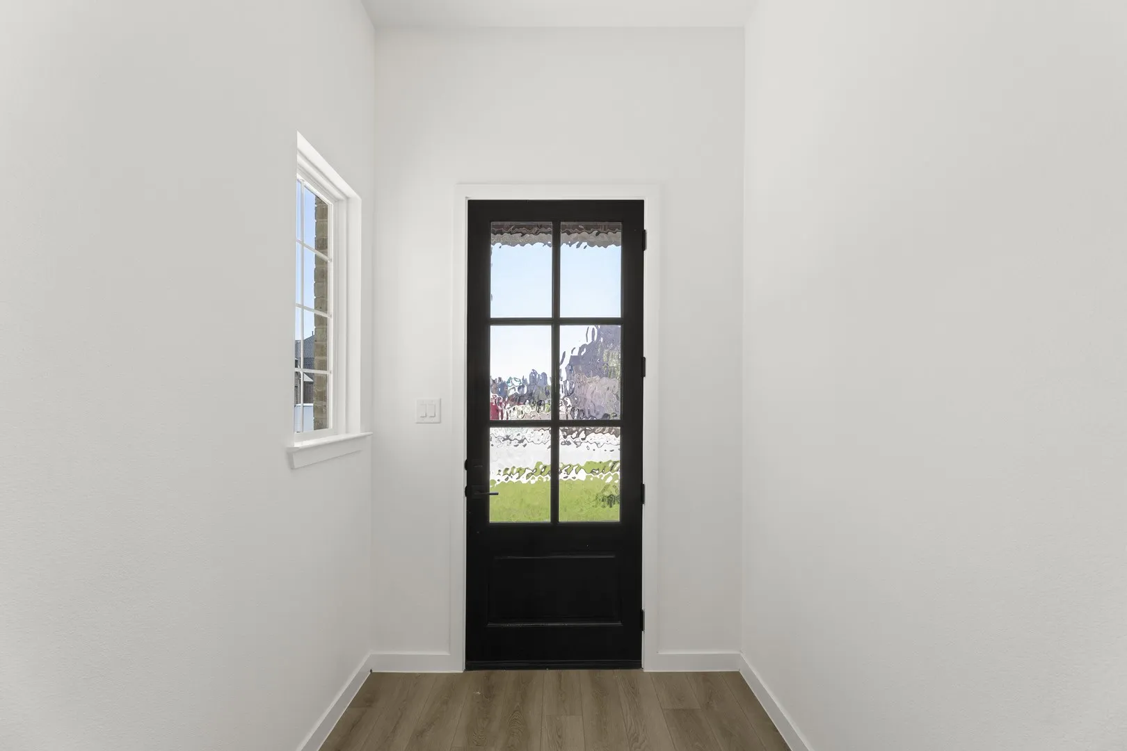 03. 6804 Gibson - Entry