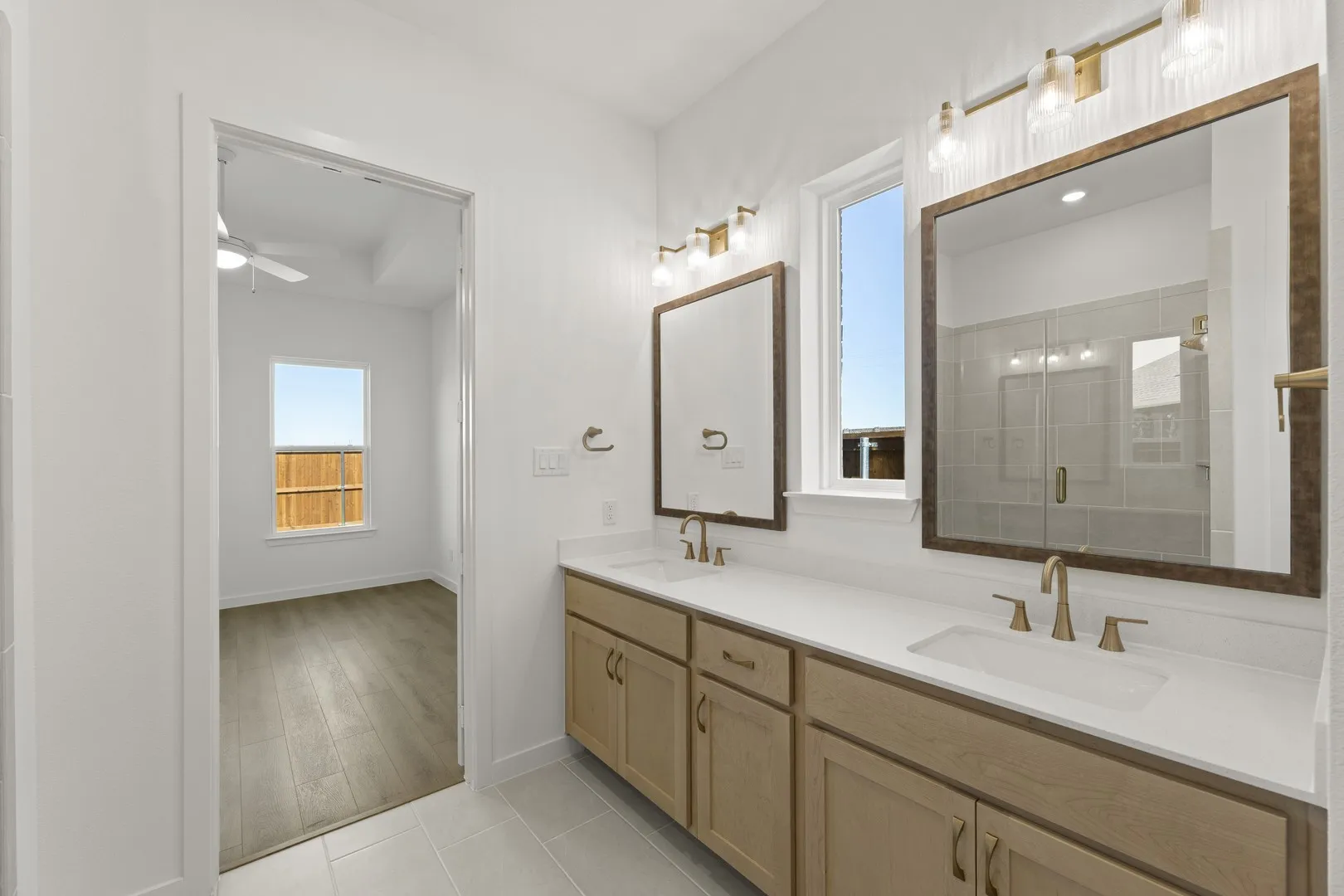 23. 6804 Gibson - Bath (3)