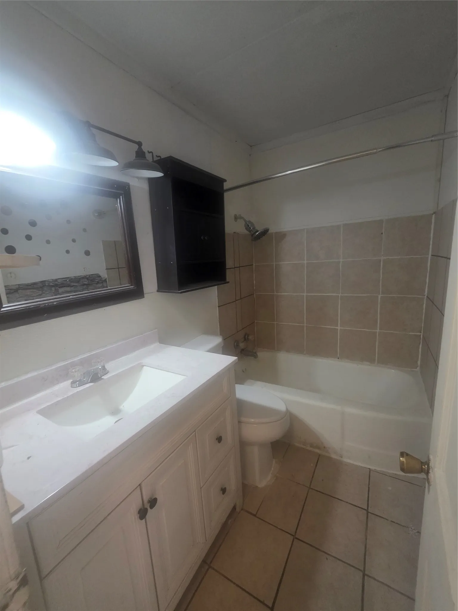 Single Family Residence For Sale in Young County , 209 Ohio Avenue, Graham, Texas 76450, 2 Bedroom, 1 Bathroom, Garage spaces, 768 Sqft, built in 1945, mls#21366673, Real Estate Agent in Graham, Homes For Sale in Young county, Homes For Sale in Graham, Realtor in Graham Texas, Real Estate Brokerage Independent Realty Texas, Luminita Cordes Realtor