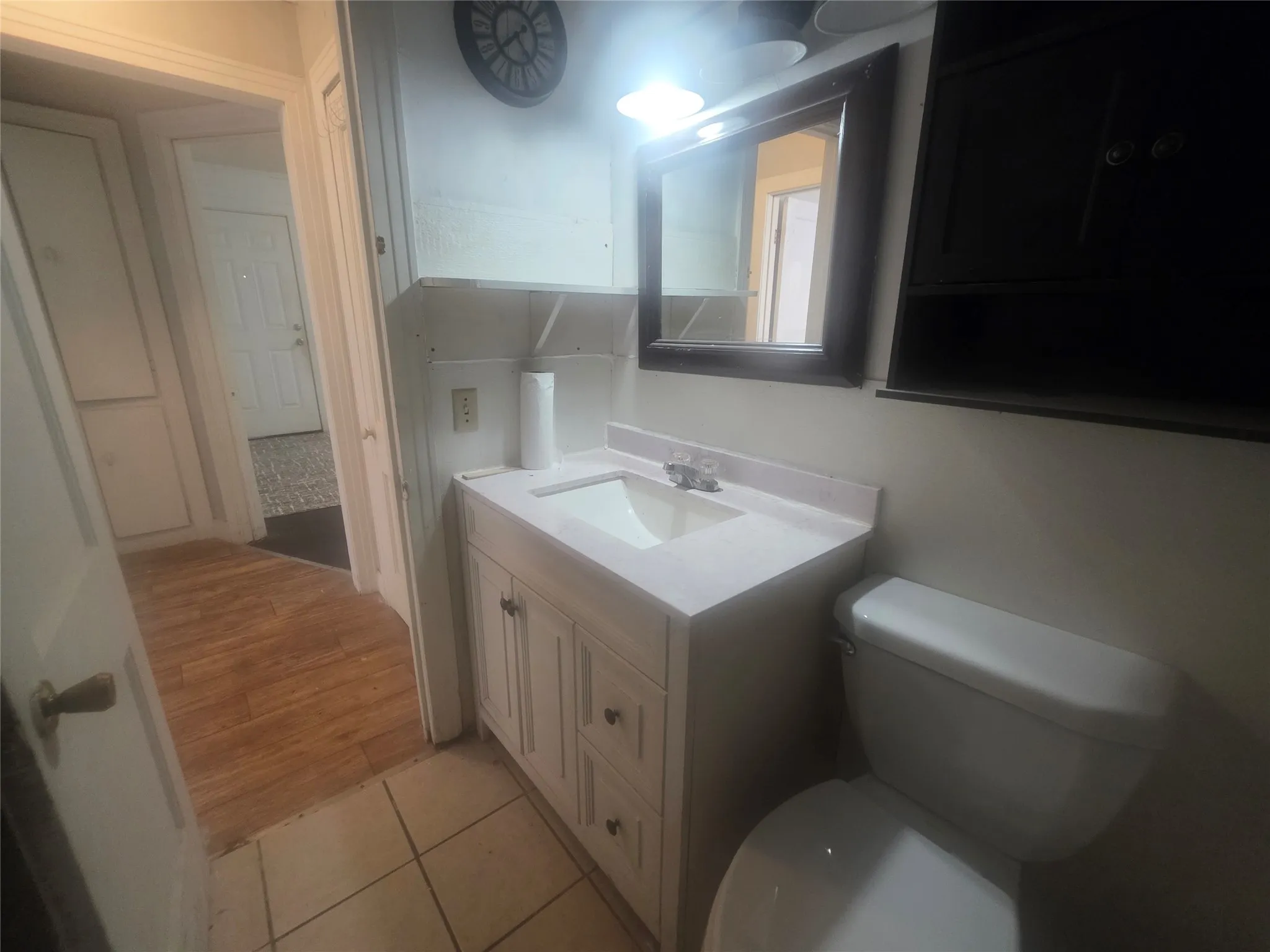 Single Family Residence For Sale in Young County , 209 Ohio Avenue, Graham, Texas 76450, 2 Bedroom, 1 Bathroom, Garage spaces, 768 Sqft, built in 1945, mls#21366673, Real Estate Agent in Graham, Homes For Sale in Young county, Homes For Sale in Graham, Realtor in Graham Texas, Real Estate Brokerage Independent Realty Texas, Luminita Cordes Realtor