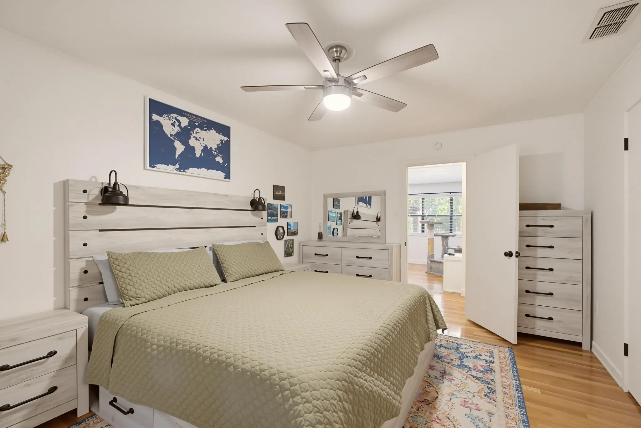Single Family Residence For Sale in Taylor County , 2363 S 34th Street, Abilene, Texas 79605, 3 Bedroom, 2 Bathroom, 2 Garage spaces, 1,780 Sqft, built in 1955, mls#21365679, Real Estate Agent in Abilene, Homes For Sale in Taylor county, Homes For Sale in Abilene, Realtor in Abilene Texas, Real Estate Brokerage Independent Realty Texas, Luminita Cordes Realtor