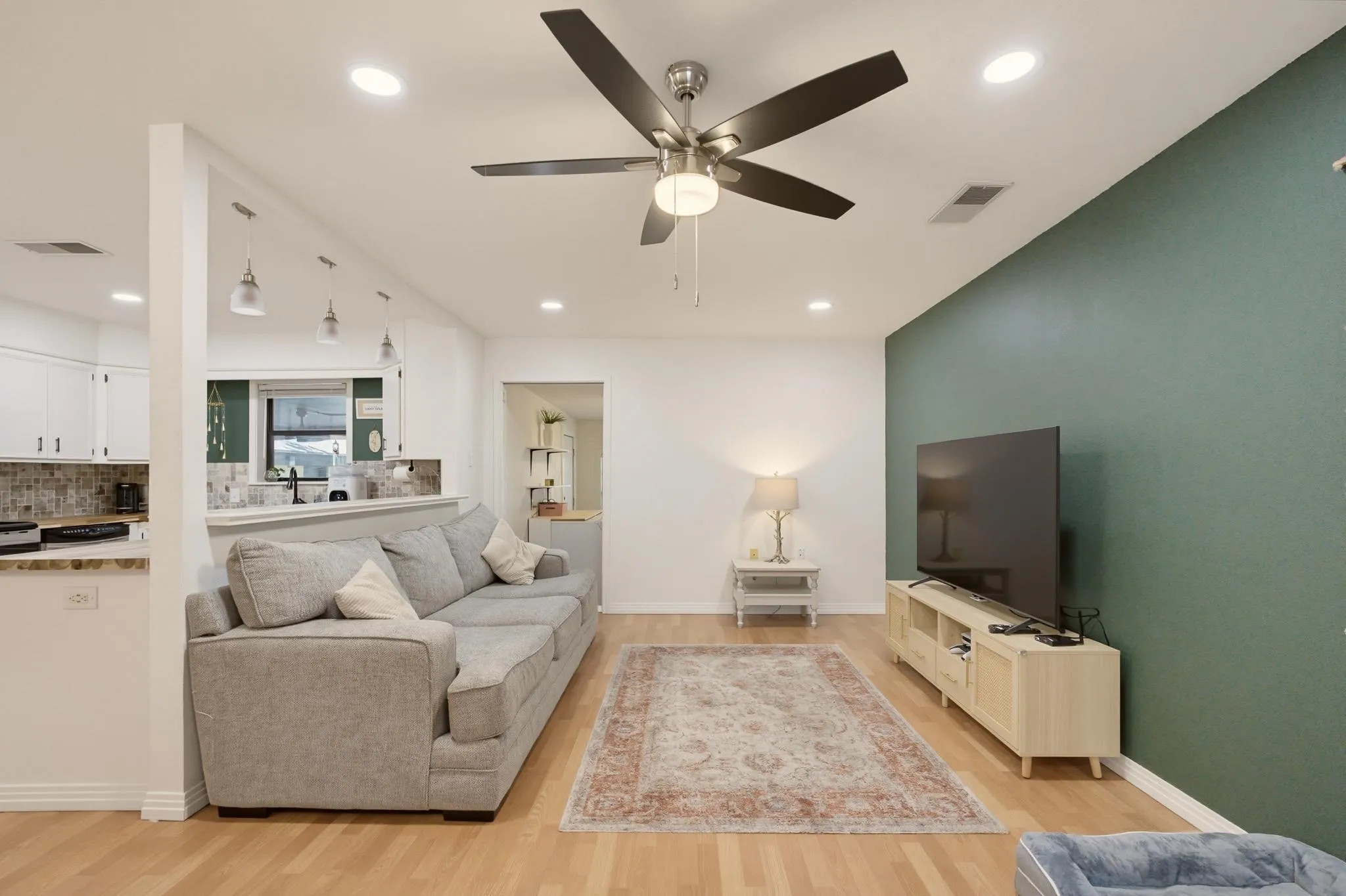 One of 2 living areas