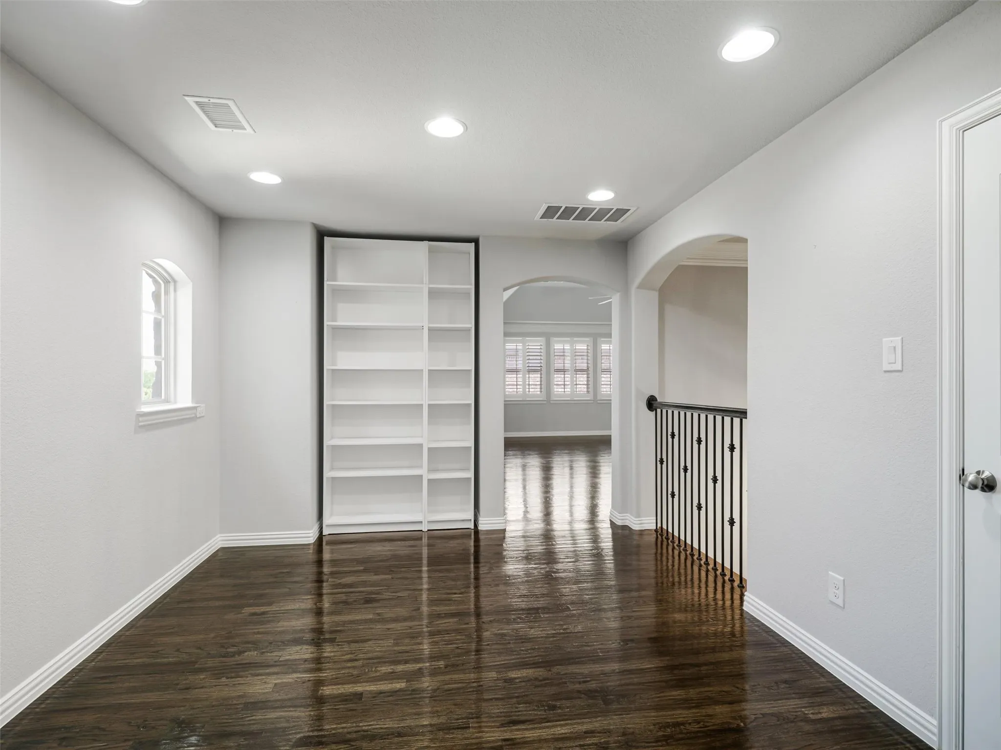 Single Family Residence For Sale in Collin County , 508 Cotton Gin Trail, Allen, Texas 75013, 5 Bedroom, 6 Bathroom, 3 Garage spaces, 4,732 Sqft, built in 2017, mls#21366676, Real Estate Agent in Allen, Homes For Sale in Collin county, Homes For Sale in Allen, Realtor in Allen Texas, Real Estate Brokerage Independent Realty Texas, Luminita Cordes Realtor