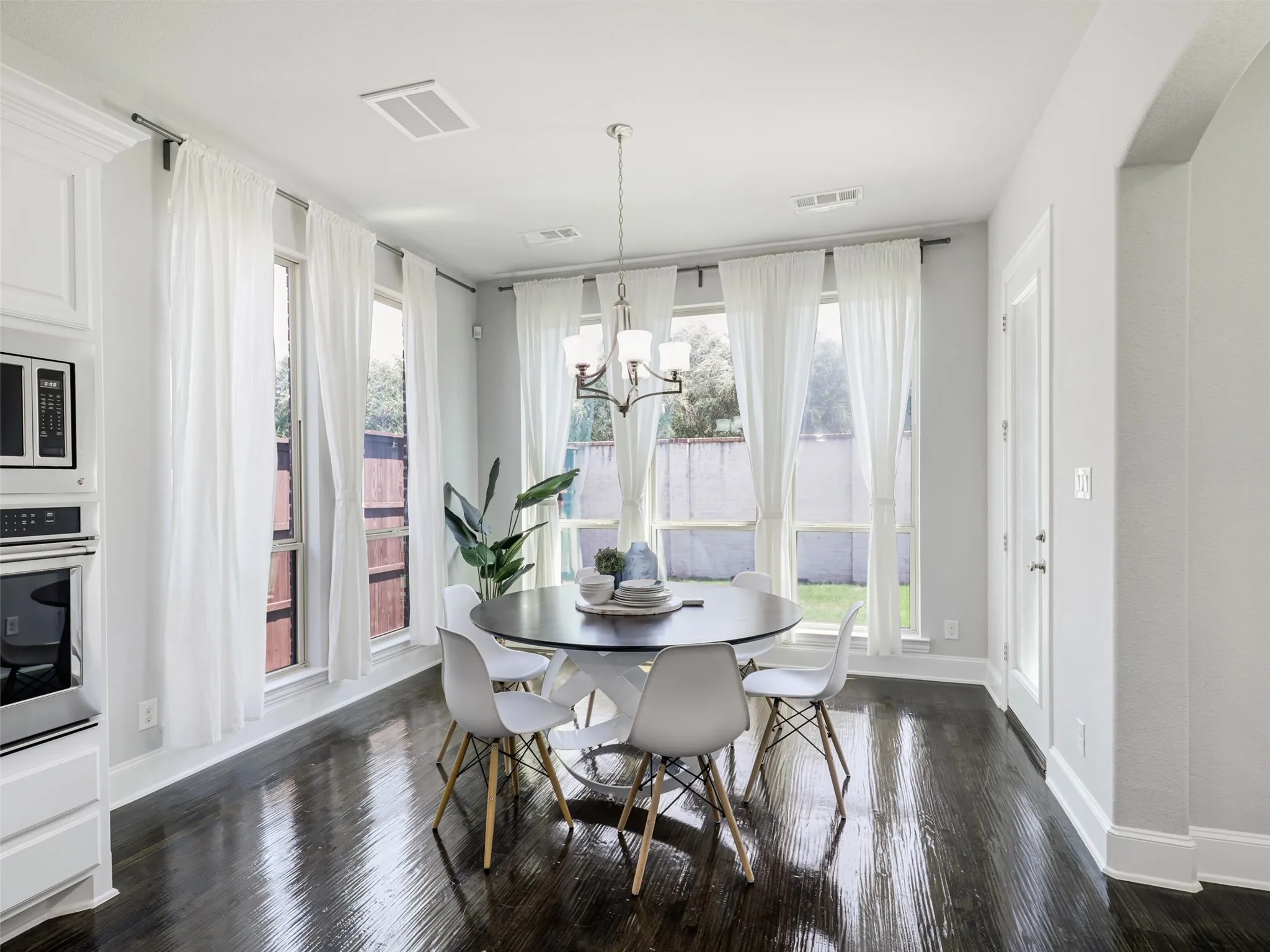 Single Family Residence For Sale in Collin County , 508 Cotton Gin Trail, Allen, Texas 75013, 5 Bedroom, 6 Bathroom, 3 Garage spaces, 4,732 Sqft, built in 2017, mls#21366676, Real Estate Agent in Allen, Homes For Sale in Collin county, Homes For Sale in Allen, Realtor in Allen Texas, Real Estate Brokerage Independent Realty Texas, Luminita Cordes Realtor