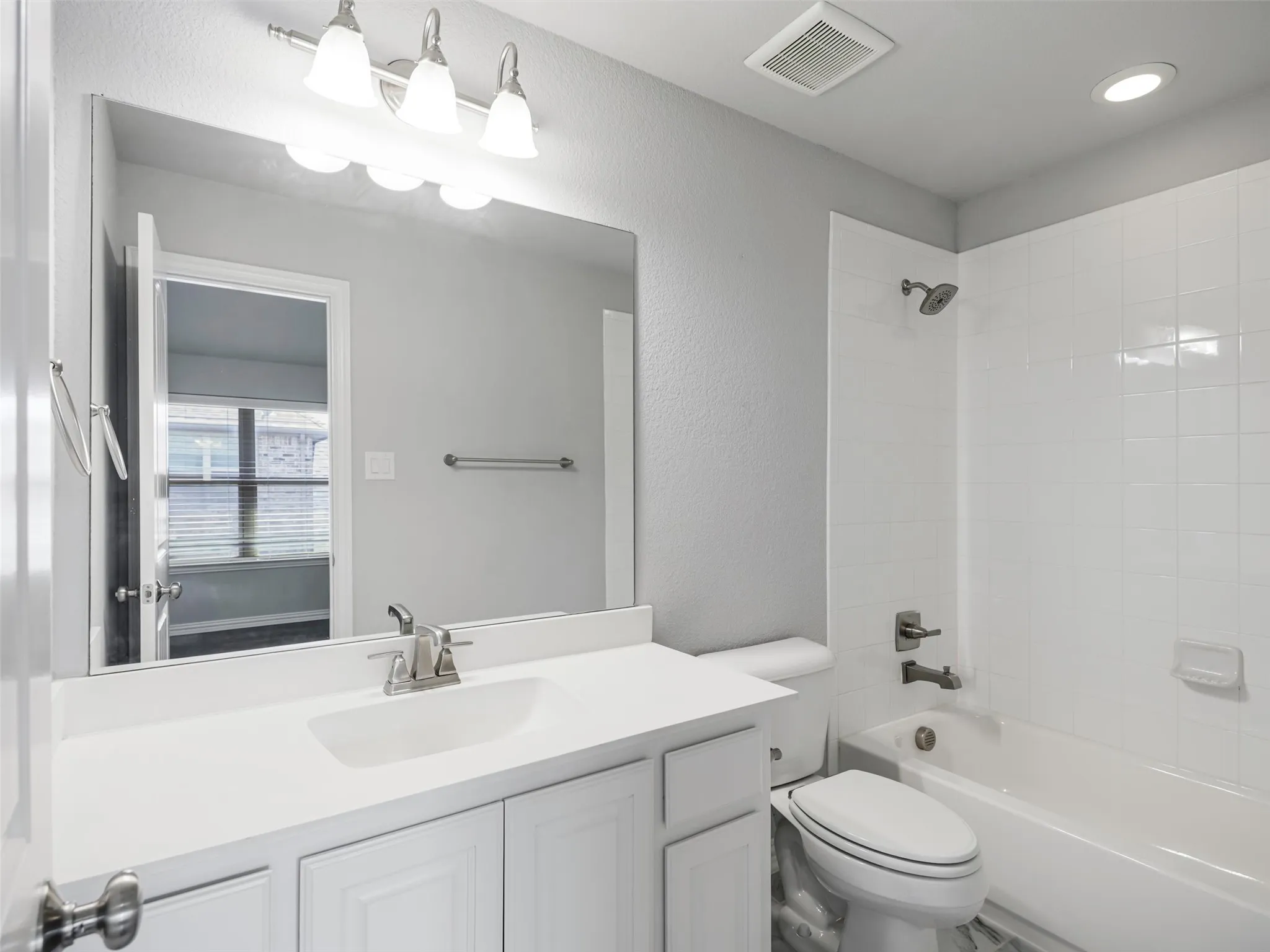 Single Family Residence For Sale in Collin County , 508 Cotton Gin Trail, Allen, Texas 75013, 5 Bedroom, 6 Bathroom, 3 Garage spaces, 4,732 Sqft, built in 2017, mls#21366676, Real Estate Agent in Allen, Homes For Sale in Collin county, Homes For Sale in Allen, Realtor in Allen Texas, Real Estate Brokerage Independent Realty Texas, Luminita Cordes Realtor