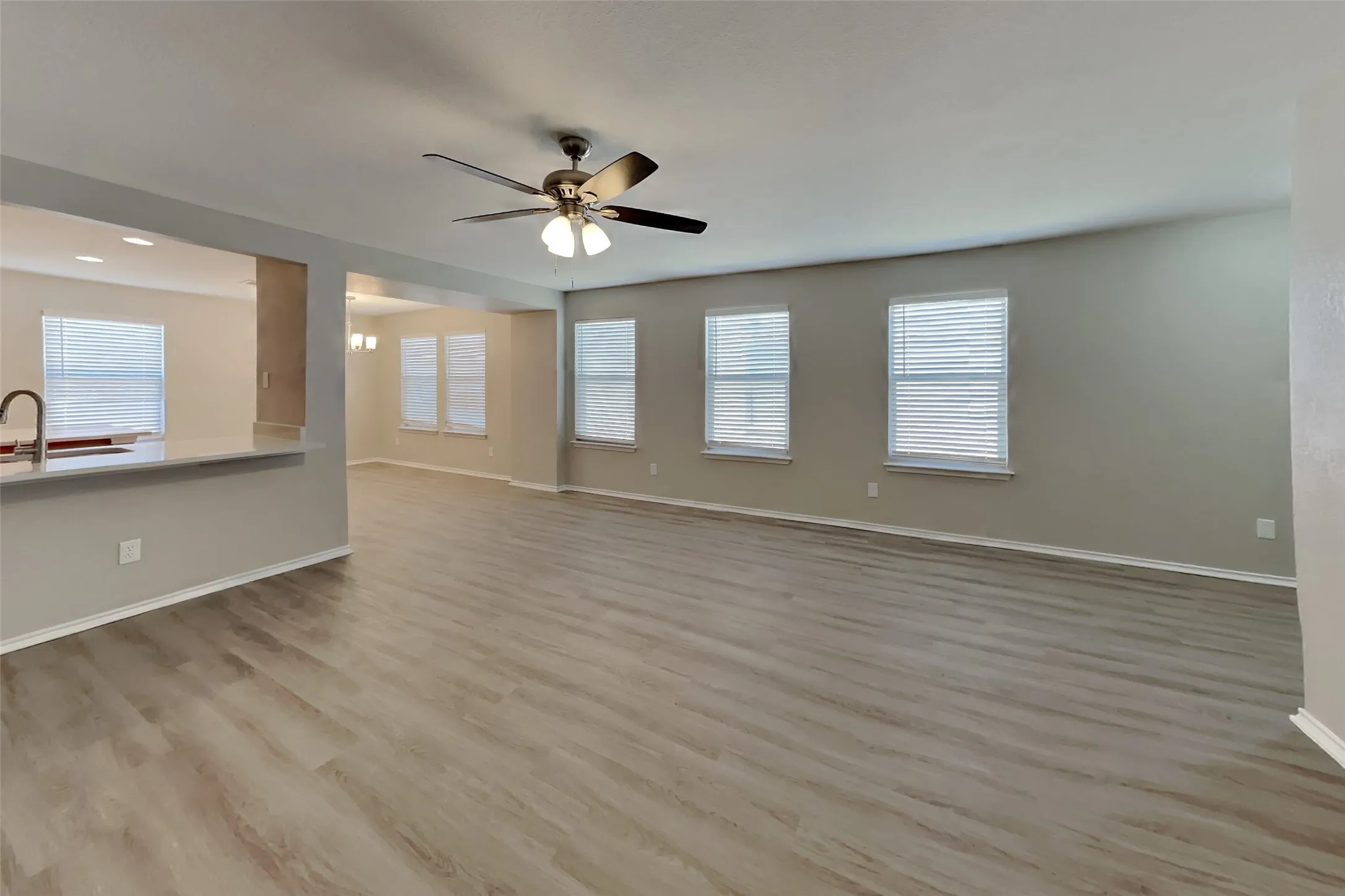 Single Family Residence For Rent in Tarrant County , 13837 Canyon Ranch Road, Fort Worth, Texas 76262, 3 Bedroom, 2 Bathroom, 2 Garage spaces, 1,623 Sqft, built in 2004, mls#21366677, Real Estate Agent in Fort Worth, Homes For Rent in Tarrant county, Homes For Rent in Fort Worth, Realtor in Fort Worth Texas, Real Estate Brokerage Independent Realty Texas, Luminita Cordes Realtor