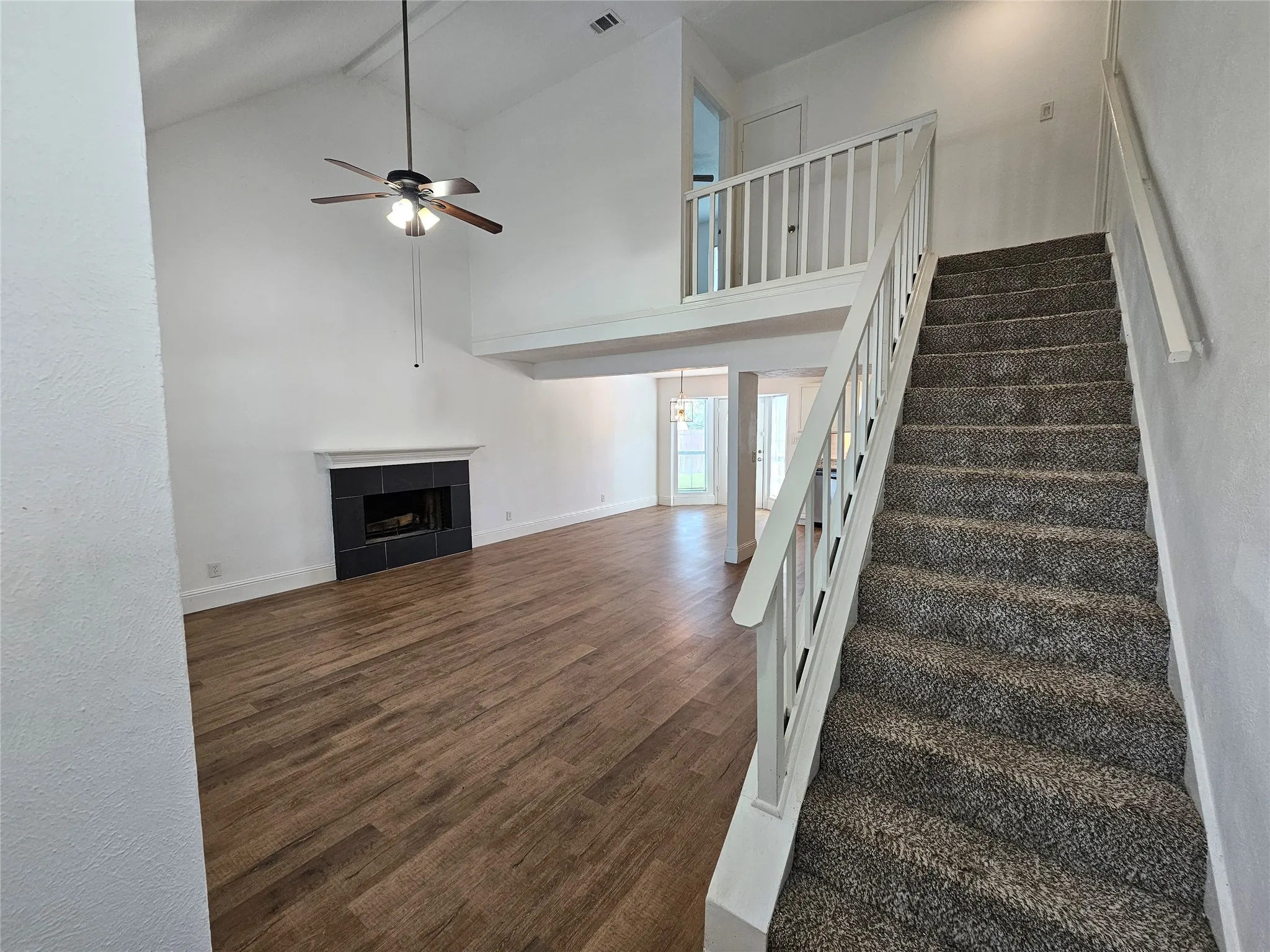 Single Family Residence For Rent in Denton County , 4273 Keys Drive, The Colony, Texas 75056, 5 Bedroom, 2 Bathroom, 2 Garage spaces, 1,626 Sqft, built in 1984, mls#21366681, Real Estate Agent in The Colony, Homes For Rent in Denton county, Homes For Rent in The Colony, Realtor in The Colony Texas, Real Estate Brokerage Independent Realty Texas, Luminita Cordes Realtor