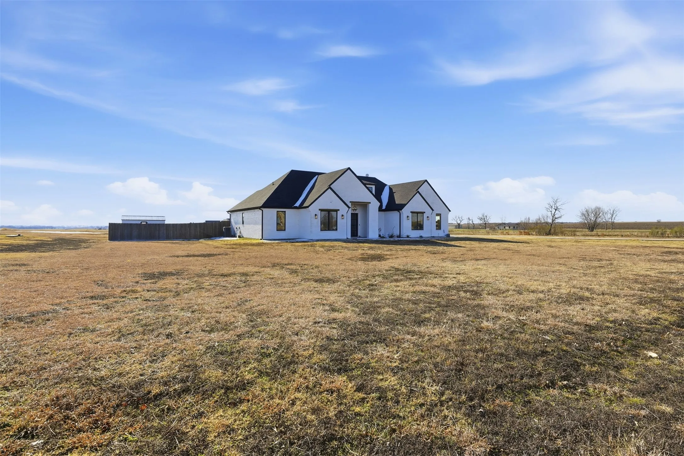 Single Family Residence For Sale in Johnson County , 8410 County Road 301, Grandview, Texas 76050, 4 Bedroom, 3 Bathroom, 2 Garage spaces, 2,250 Sqft, built in 2021, mls#21364849, Real Estate Agent in Grandview, Homes For Sale in Johnson county, Homes For Sale in Grandview, Realtor in Grandview Texas, Real Estate Brokerage Independent Realty Texas, Luminita Cordes Realtor
