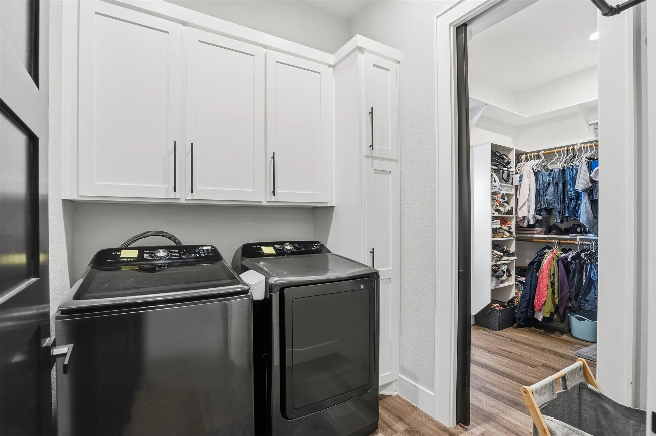 Single Family Residence For Sale in Johnson County , 8410 County Road 301, Grandview, Texas 76050, 4 Bedroom, 3 Bathroom, 2 Garage spaces, 2,250 Sqft, built in 2021, mls#21364849, Real Estate Agent in Grandview, Homes For Sale in Johnson county, Homes For Sale in Grandview, Realtor in Grandview Texas, Real Estate Brokerage Independent Realty Texas, Luminita Cordes Realtor