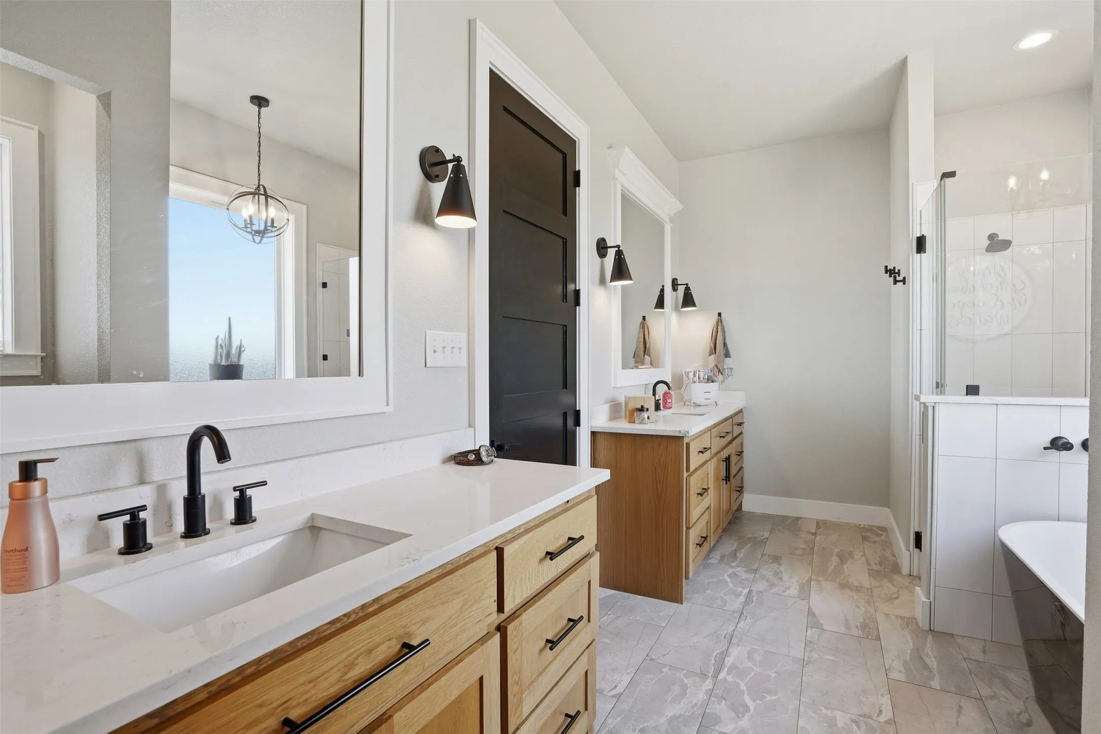 Single Family Residence For Sale in Johnson County , 8410 County Road 301, Grandview, Texas 76050, 4 Bedroom, 3 Bathroom, 2 Garage spaces, 2,250 Sqft, built in 2021, mls#21364849, Real Estate Agent in Grandview, Homes For Sale in Johnson county, Homes For Sale in Grandview, Realtor in Grandview Texas, Real Estate Brokerage Independent Realty Texas, Luminita Cordes Realtor