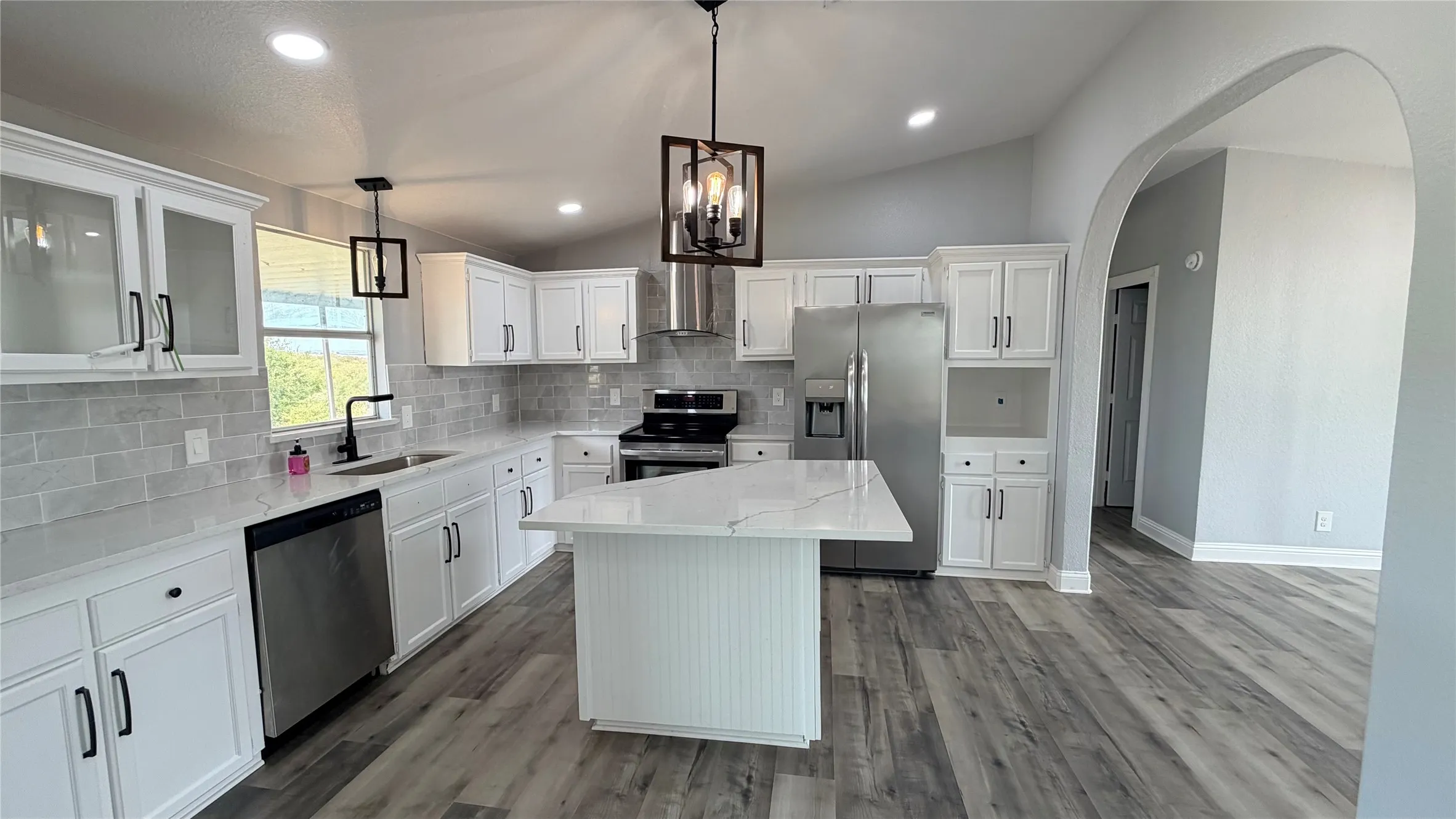Mobile Home For Sale in Wise County , 716 Coyote Trail, Rhome, Texas 76078, 3 Bedroom, 2 Bathroom, Garage spaces, 1,620 Sqft, built in 1998, mls#21366683, Real Estate Agent in Rhome, Homes For Sale in Wise county, Homes For Sale in Rhome, Realtor in Rhome Texas, Real Estate Brokerage Independent Realty Texas, Luminita Cordes Realtor