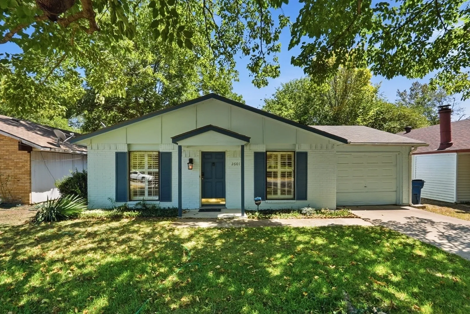 Single Family Residence For Sale in Navarro County , 2601 W 5th, Corsicana, Texas 75110, 3 Bedroom, 2 Bathroom, 1 Garage spaces, 1,140 Sqft, built in 1975, mls#21365236, Real Estate Agent in Corsicana, Homes For Sale in Navarro county, Homes For Sale in Corsicana, Realtor in Corsicana Texas, Real Estate Brokerage Independent Realty Texas, Luminita Cordes Realtor