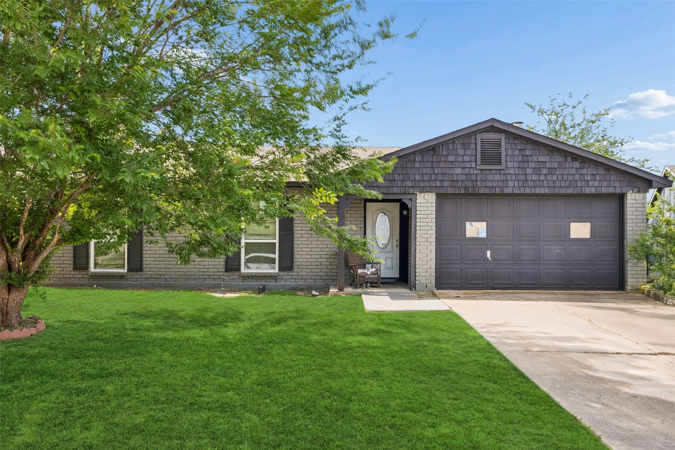 Single Family Residence For Sale