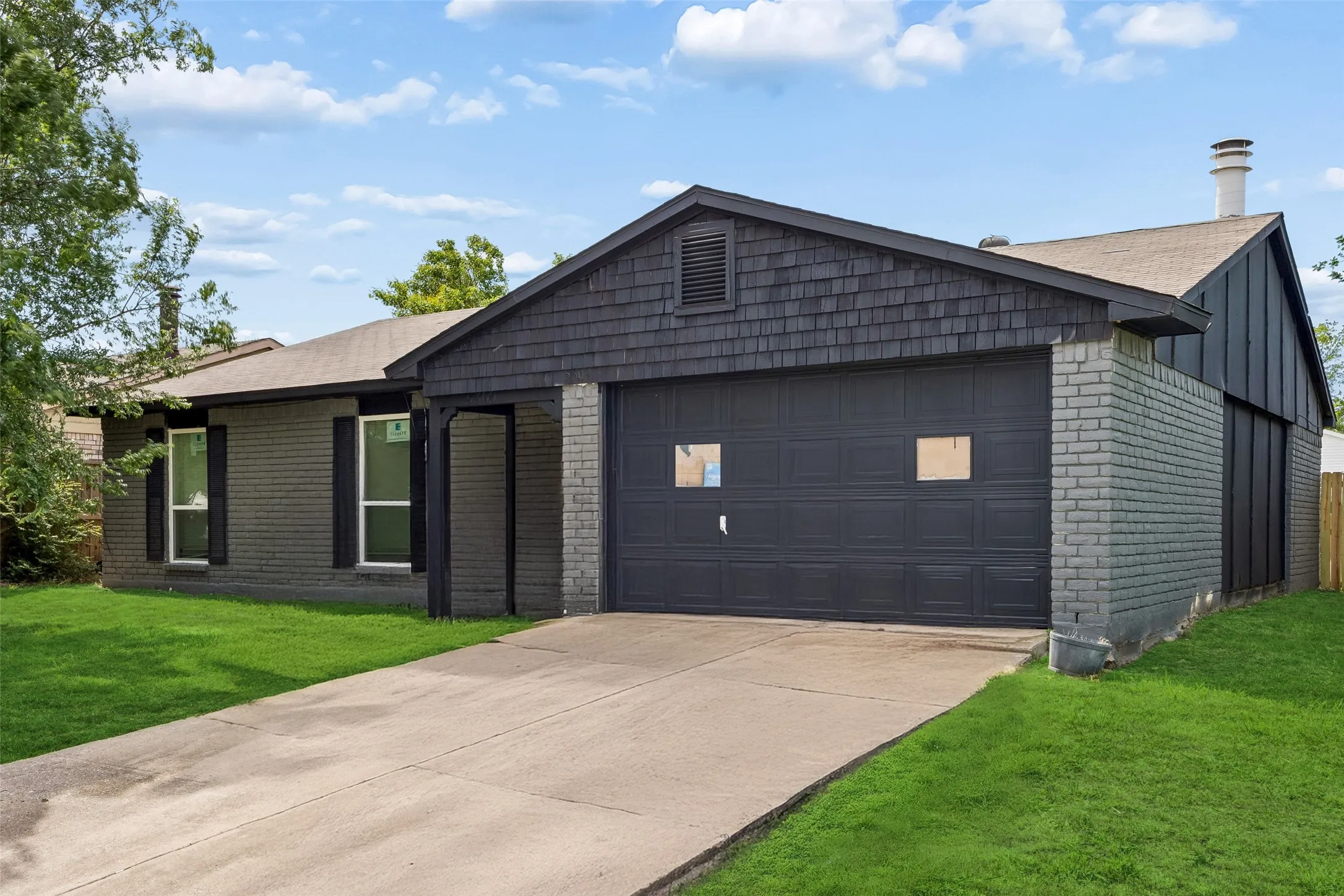 Single Family Residence For Sale in Denton County , 5309 Rutledge Court, The Colony, Texas 75056, 3 Bedroom, 2 Bathroom, 2 Garage spaces, 1,562 Sqft, built in 1979, mls#21366394, Real Estate Agent in The Colony, Homes For Sale in Denton county, Homes For Sale in The Colony, Realtor in The Colony Texas, Real Estate Brokerage Independent Realty Texas, Luminita Cordes Realtor