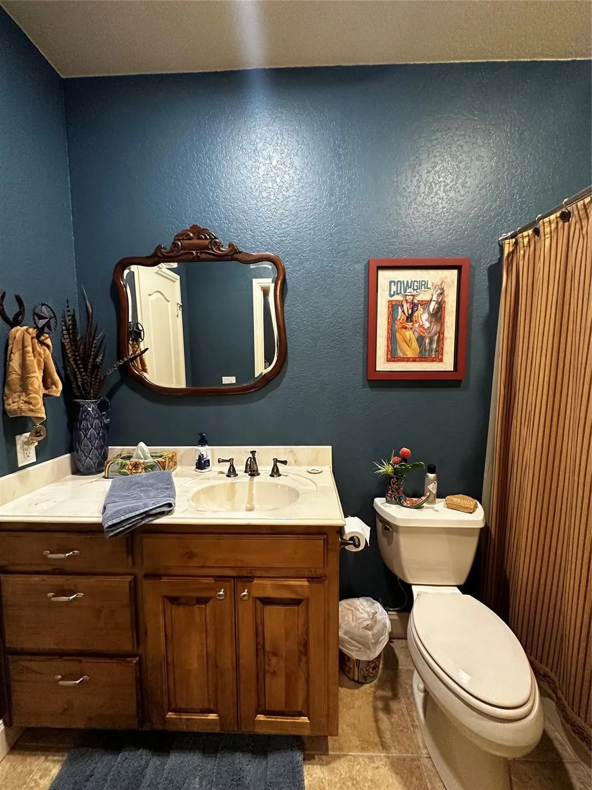 Single Family Residence For Sale in Montague County , 1602 Jefferson Street, Bowie, Texas 76230, 4 Bedroom, 5 Bathroom, 2 Garage spaces, 3,104 Sqft, built in 2006, mls#21366688, Real Estate Agent in Bowie, Homes For Sale in Montague county, Homes For Sale in Bowie, Realtor in Bowie Texas, Real Estate Brokerage Independent Realty Texas, Luminita Cordes Realtor