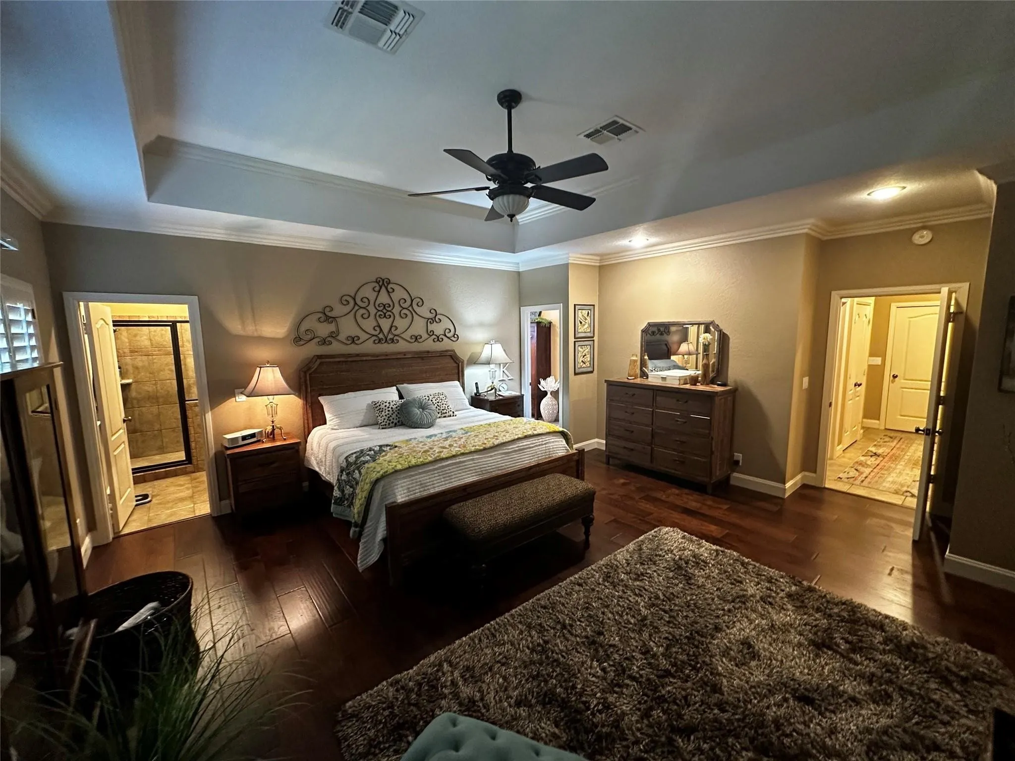 Single Family Residence For Sale in Montague County , 1602 Jefferson Street, Bowie, Texas 76230, 4 Bedroom, 5 Bathroom, 2 Garage spaces, 3,104 Sqft, built in 2006, mls#21366688, Real Estate Agent in Bowie, Homes For Sale in Montague county, Homes For Sale in Bowie, Realtor in Bowie Texas, Real Estate Brokerage Independent Realty Texas, Luminita Cordes Realtor