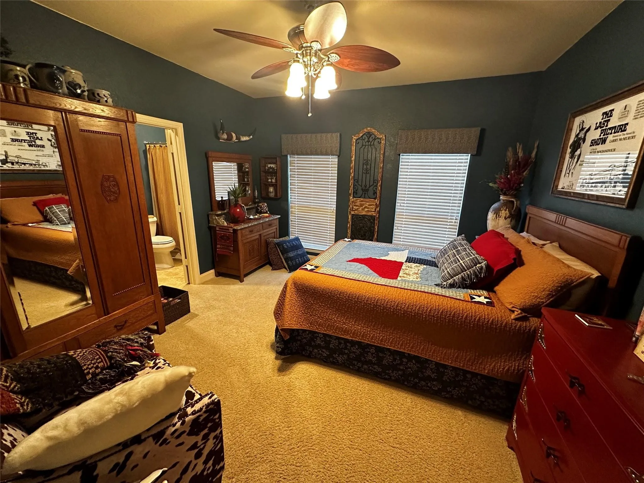 Single Family Residence For Sale in Montague County , 1602 Jefferson Street, Bowie, Texas 76230, 4 Bedroom, 5 Bathroom, 2 Garage spaces, 3,104 Sqft, built in 2006, mls#21366688, Real Estate Agent in Bowie, Homes For Sale in Montague county, Homes For Sale in Bowie, Realtor in Bowie Texas, Real Estate Brokerage Independent Realty Texas, Luminita Cordes Realtor