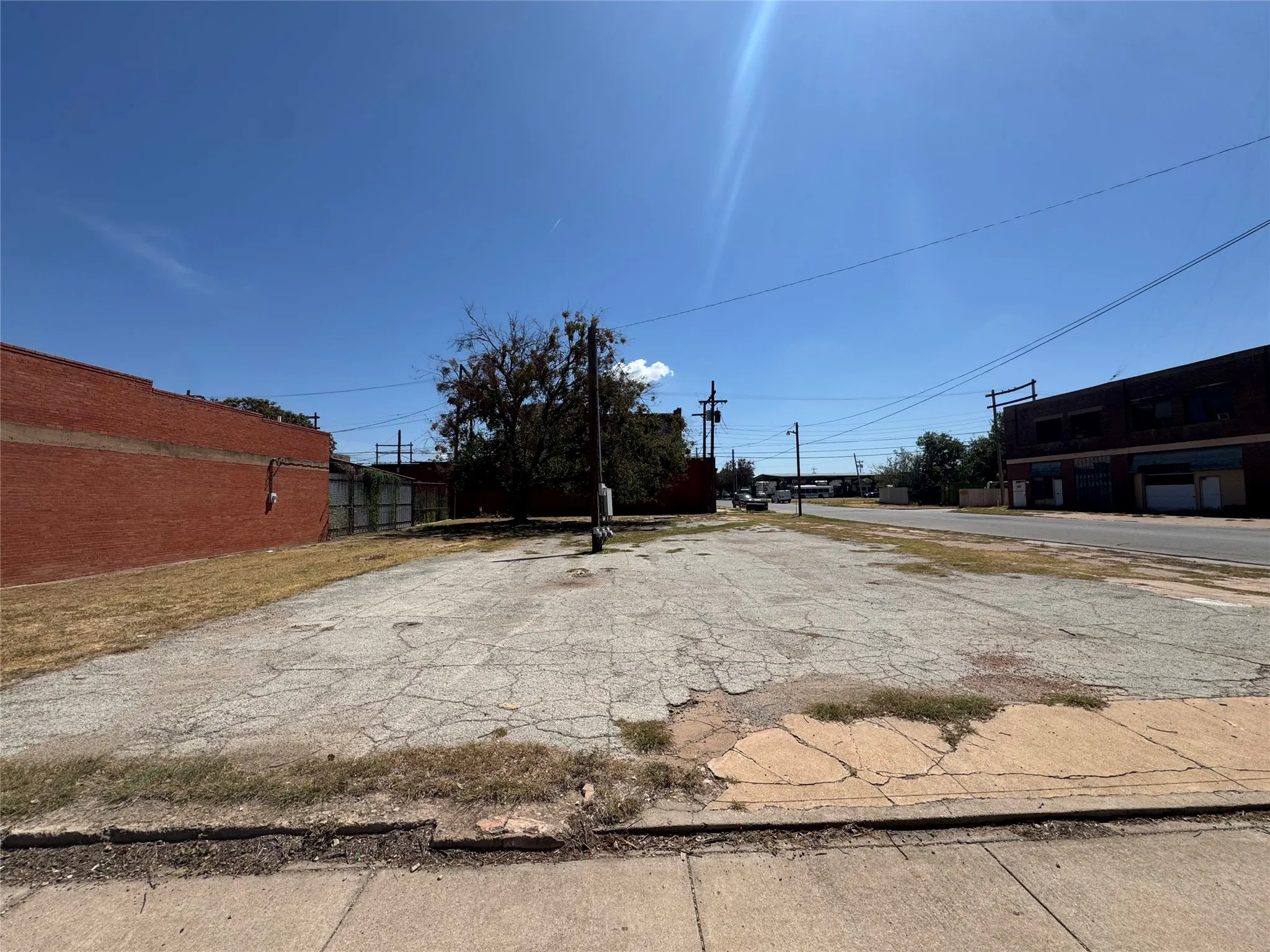 1089 S 1st